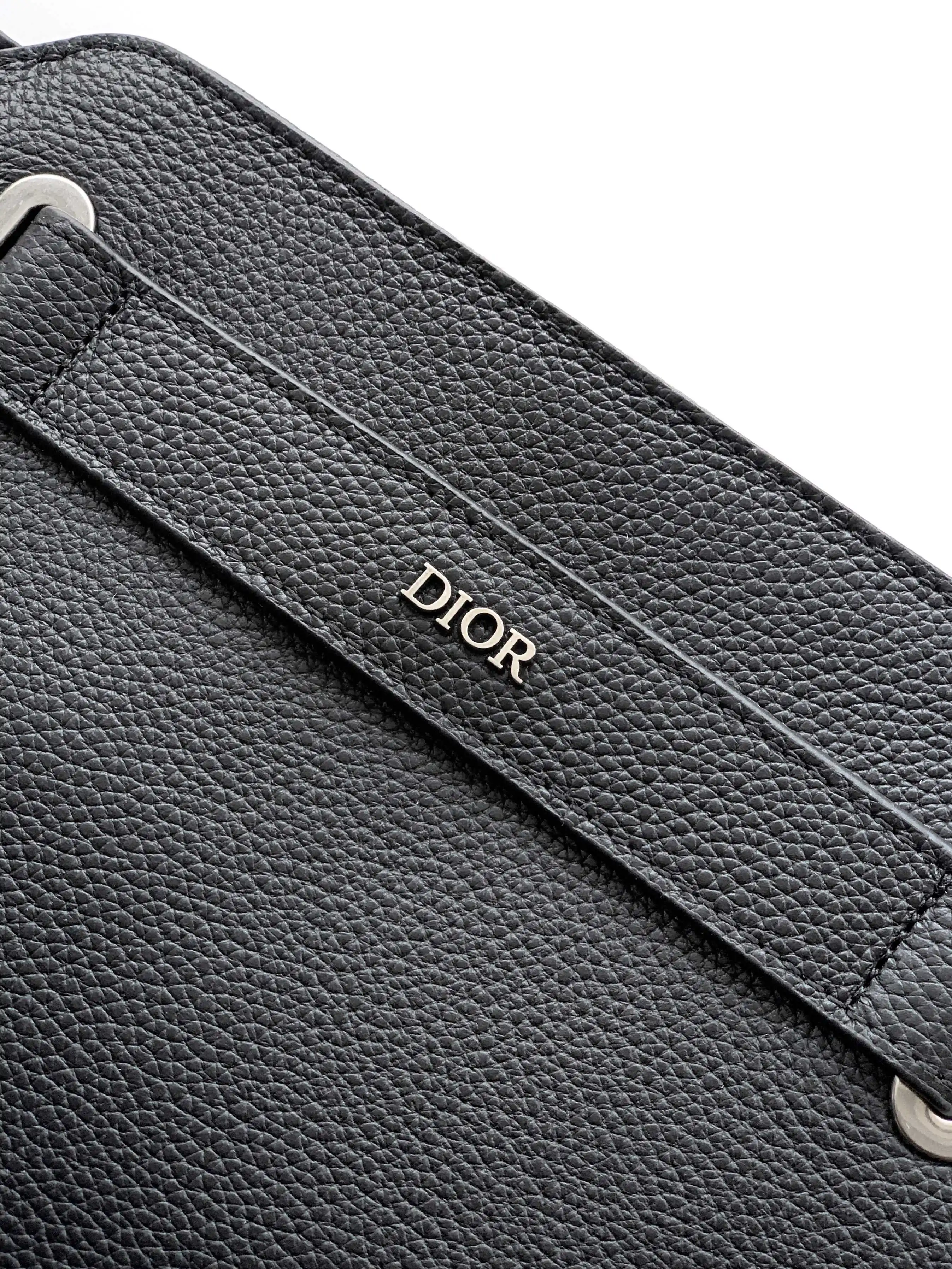 迪奥Dior Normandie A5 三角形手拿包 二零二五冬季男装系列新品 - 细节图 6