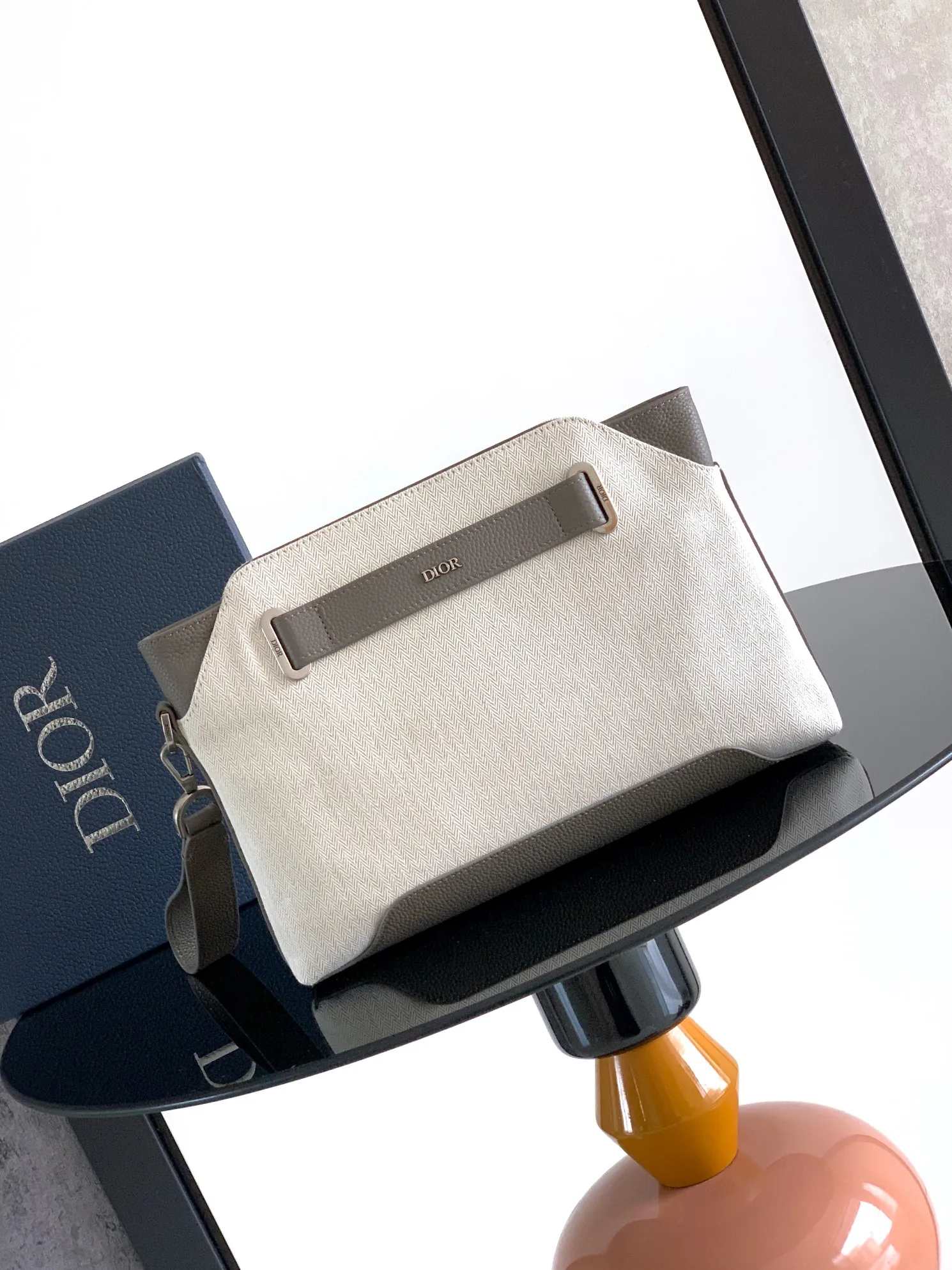 迪奥Dior Normandie A5 三角形手拿包 二零二五冬季男装系列新品 - 细节图 1