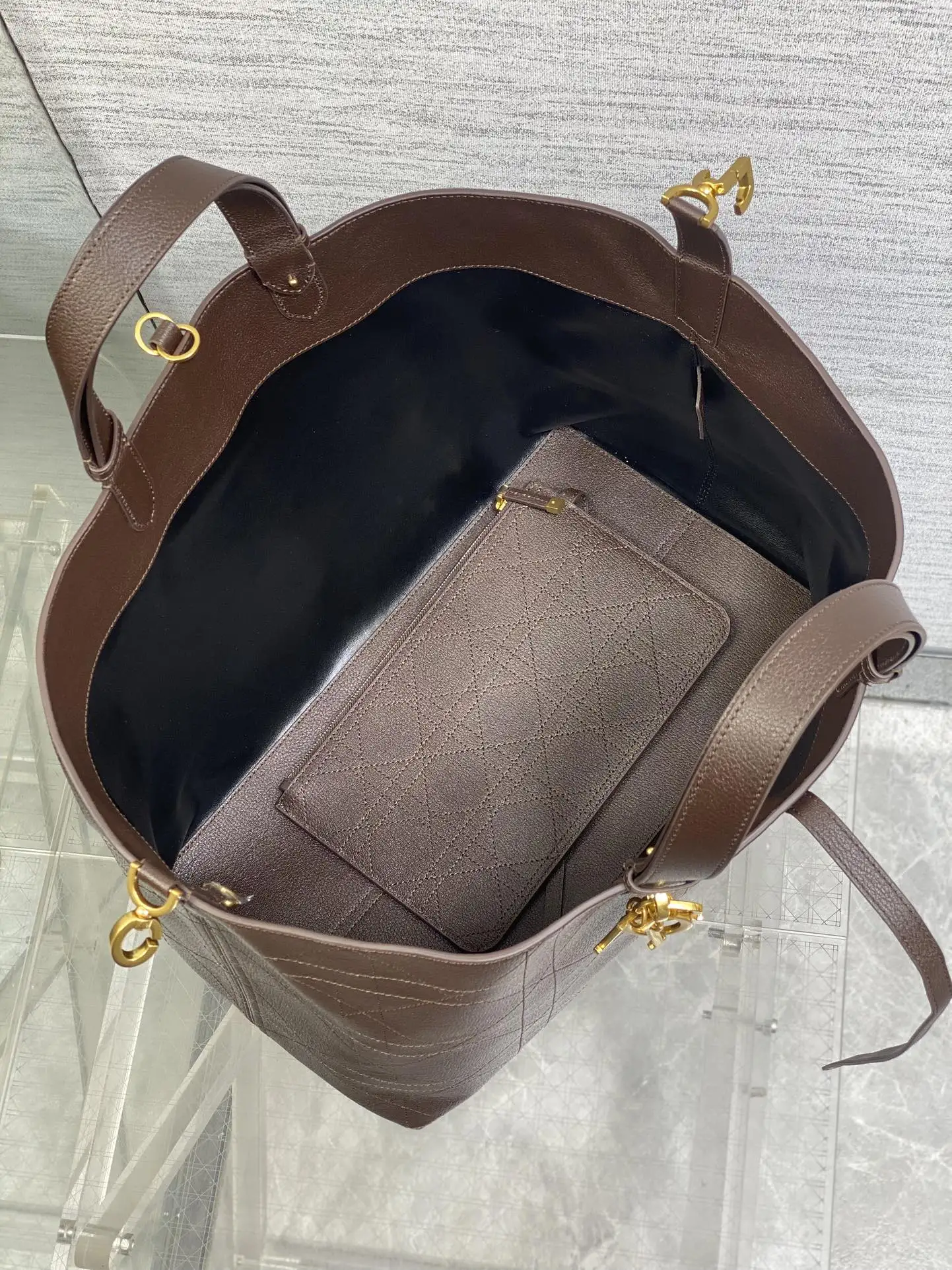 Dior Toujours Large Handbag - Detail view 8