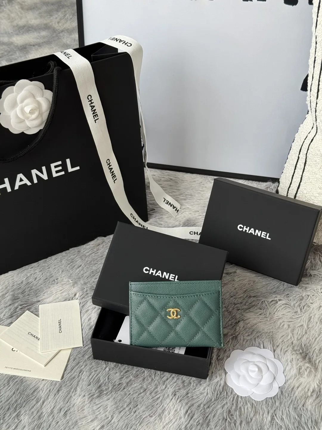 Chanel AP0213 CF Card Case, Chip-style Card Holder - Detail view 1