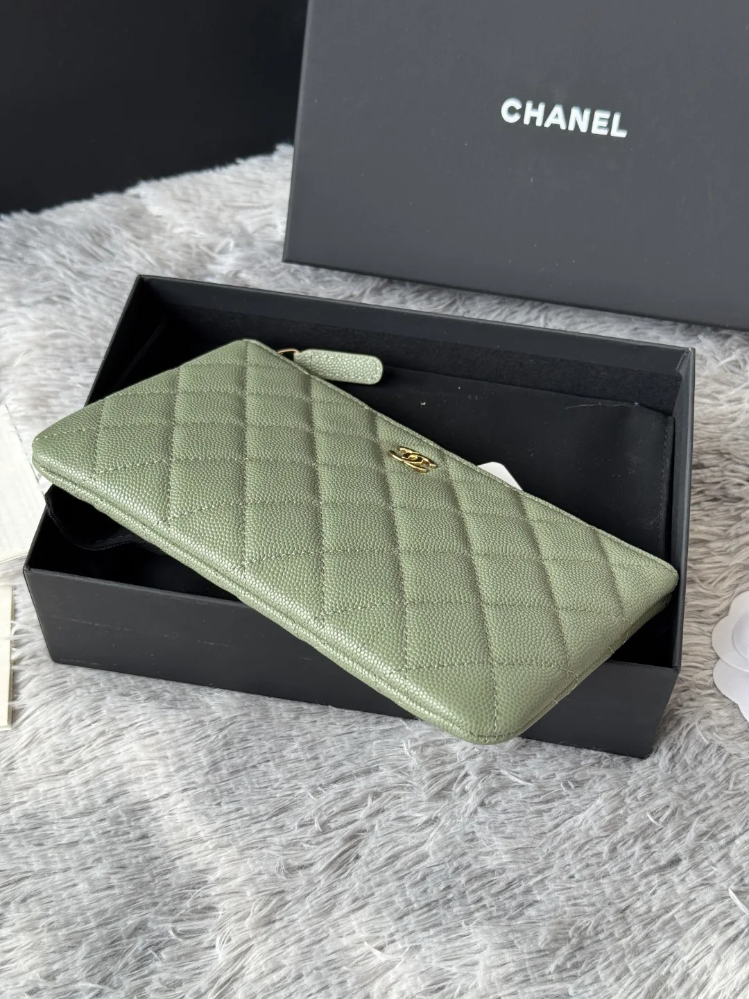 Chanel AP1071 New Ball Grain Diamond Pattern Coin Purse Clutch - Detail view 5