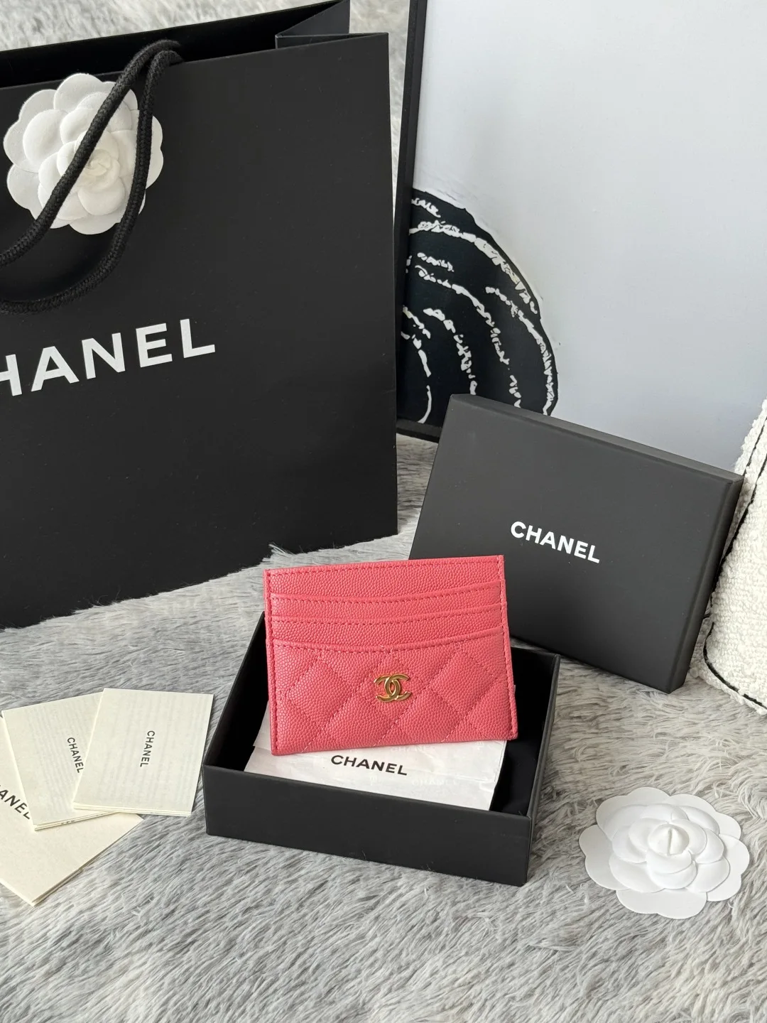 Chanel AP4472 2025 New Season Lambskin Cardholder - Detail view 1