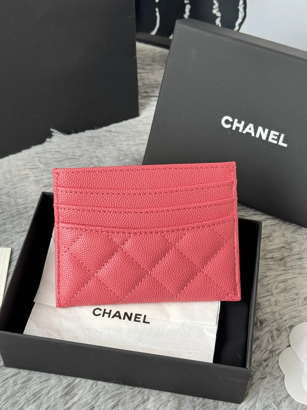 Chanel AP4472 2025 New Season Lambskin Cardholder - Detail view 3