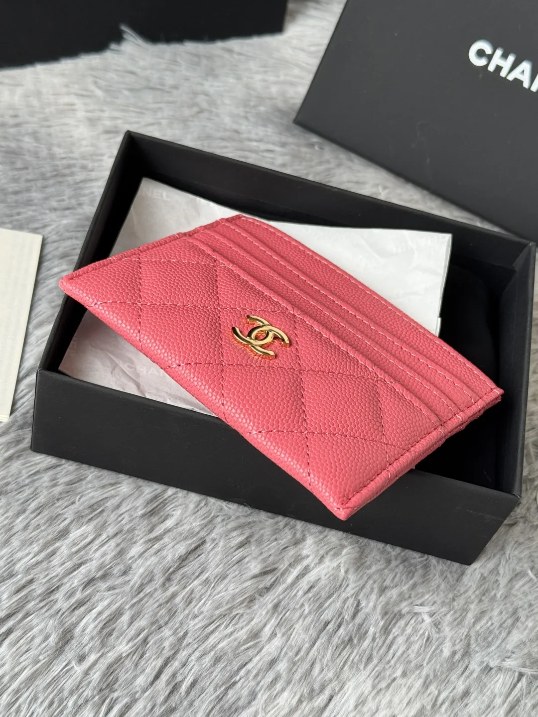Chanel AP4472 2025 New Season Lambskin Cardholder - Detail view 5