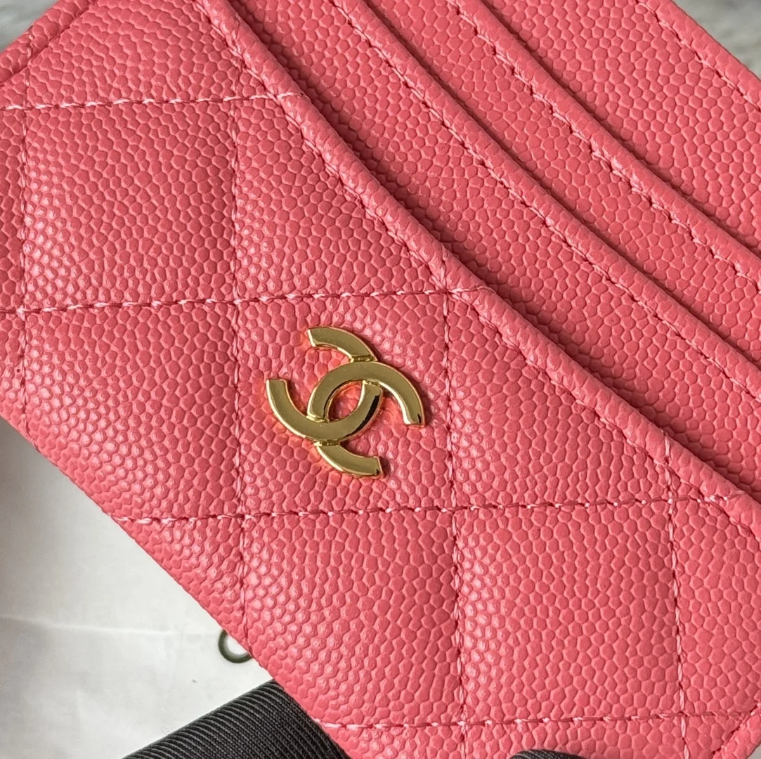 Chanel AP4472 2025 New Season Lambskin Cardholder - Detail view 6
