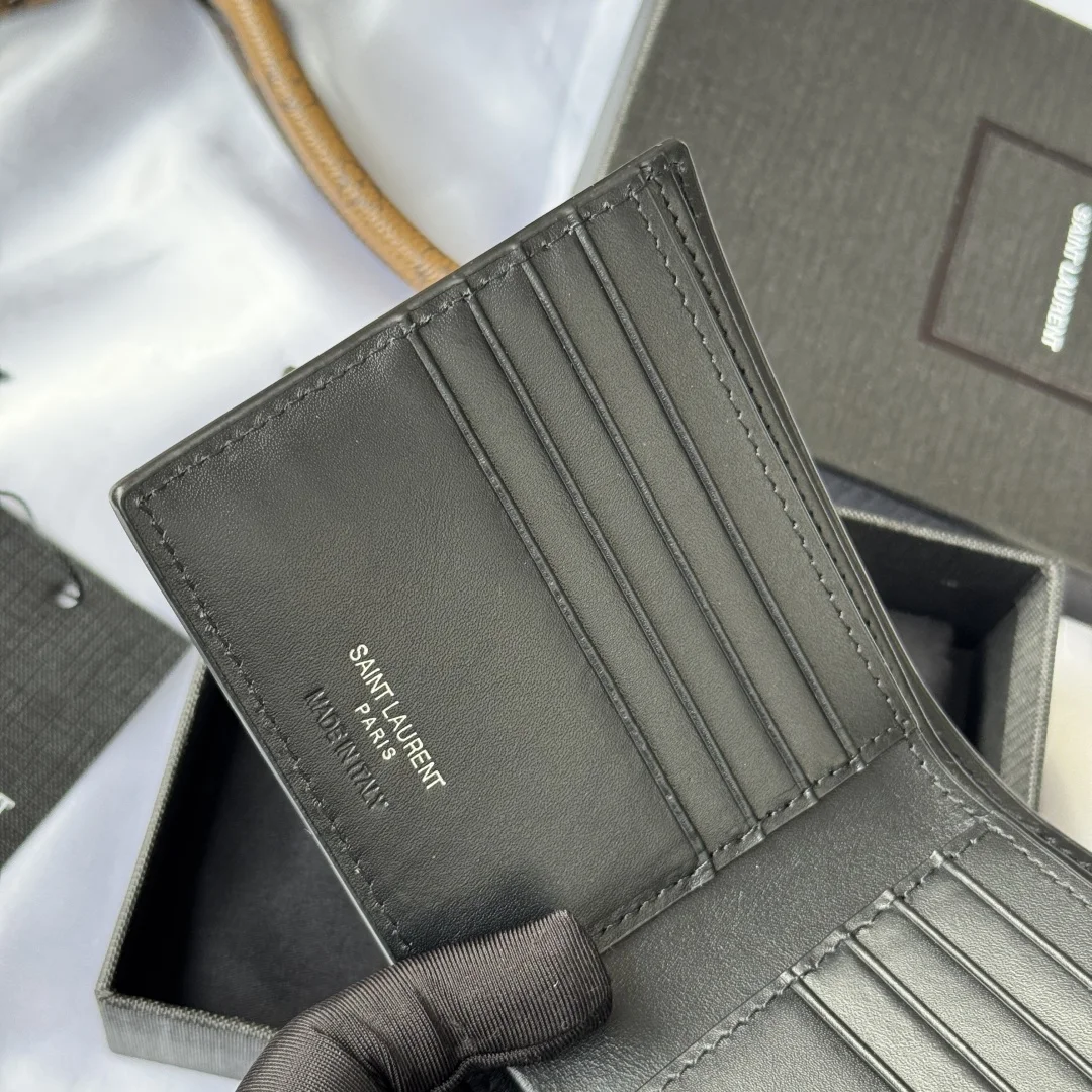 SAINT LAURENT 607727 MONOGRAM Bi-fold Wallet Cardholder - Detail view 8