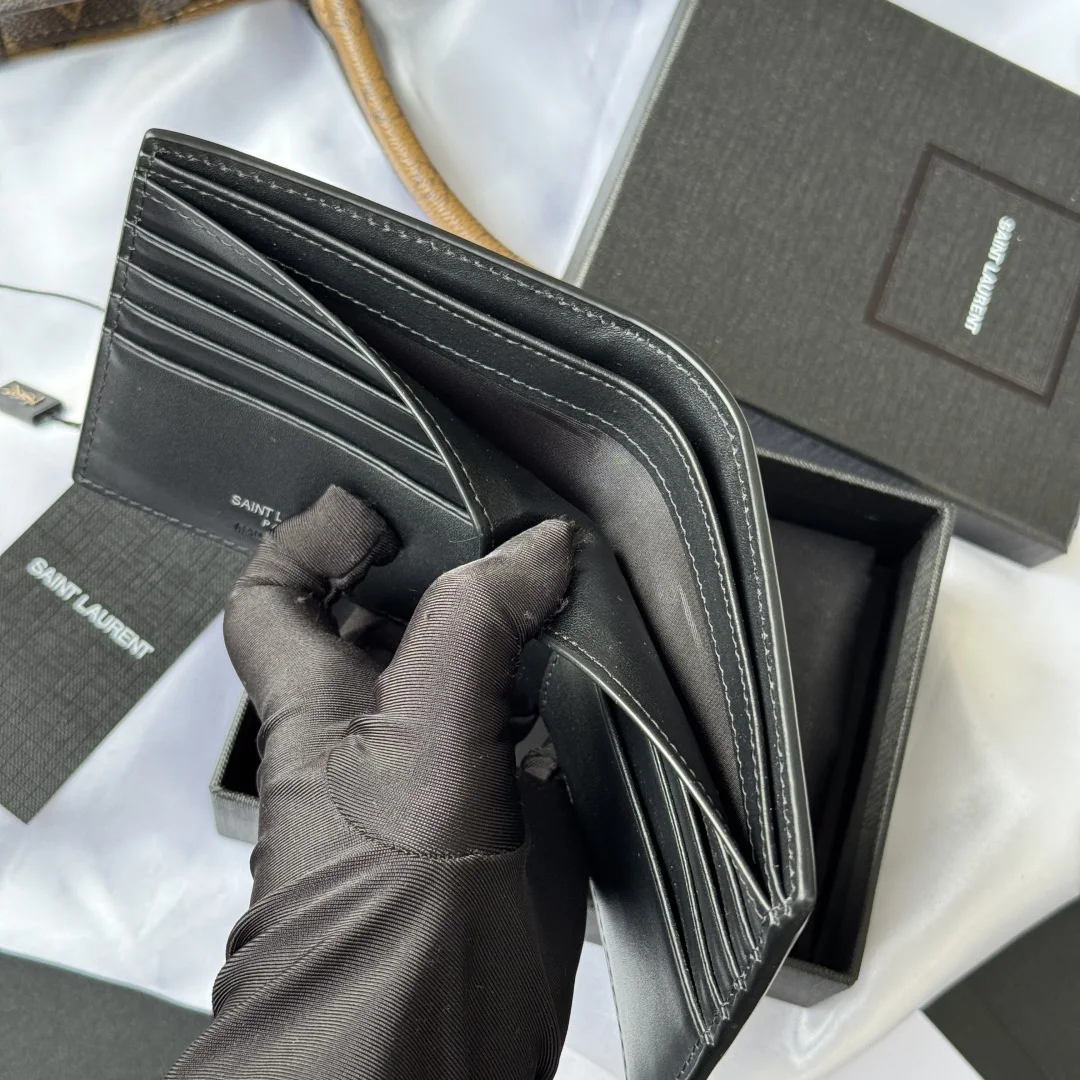SAINT LAURENT 607727 MONOGRAM Bi-fold Wallet Cardholder - Detail view 9