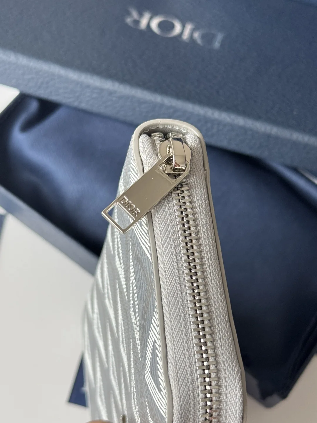 Dior 2ESBC252YSE-315 Long Zipper Wallet - Detail view 7
