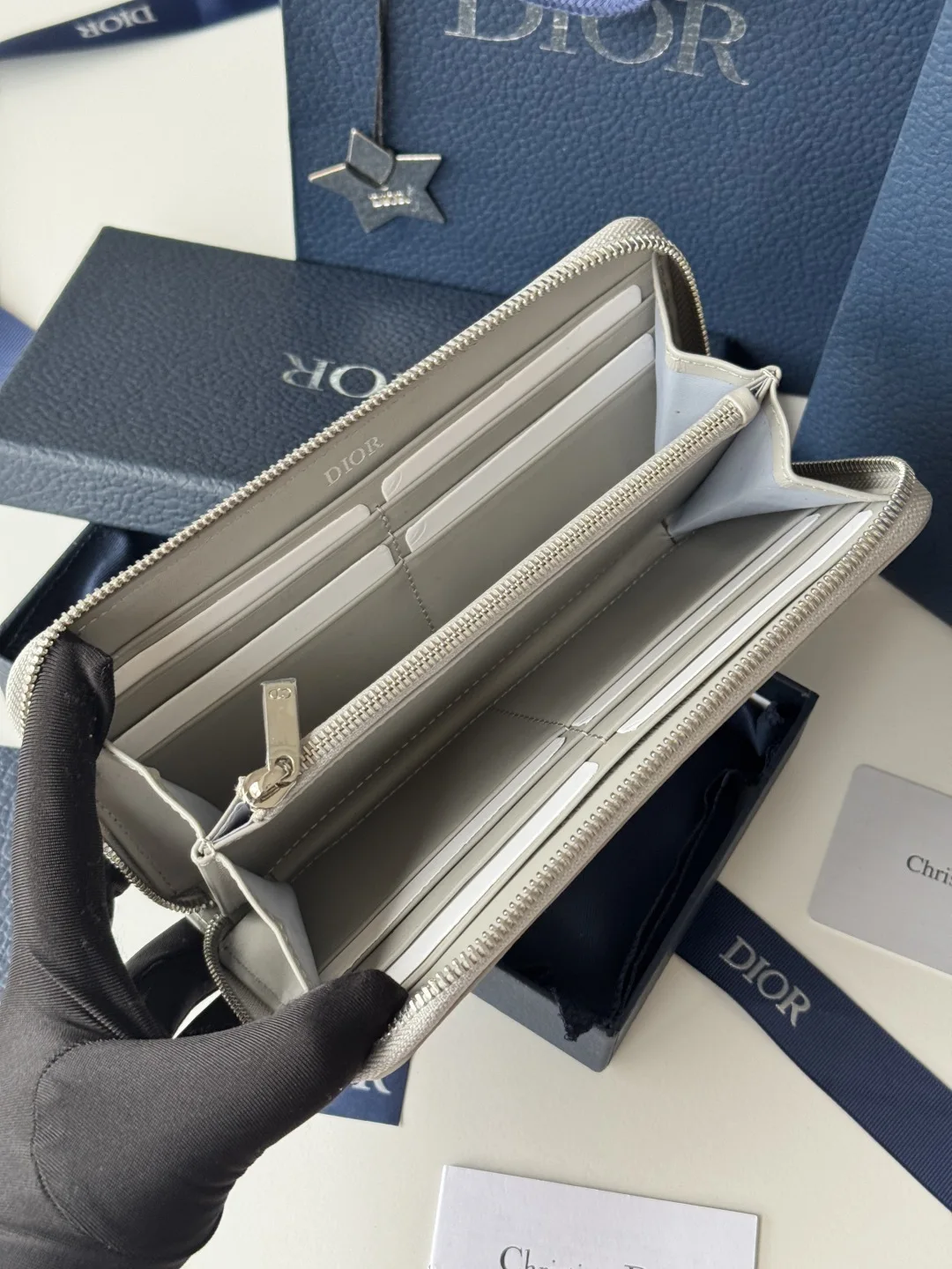 Dior 2ESBC252YSE-315 Long Zipper Wallet - Detail view 8