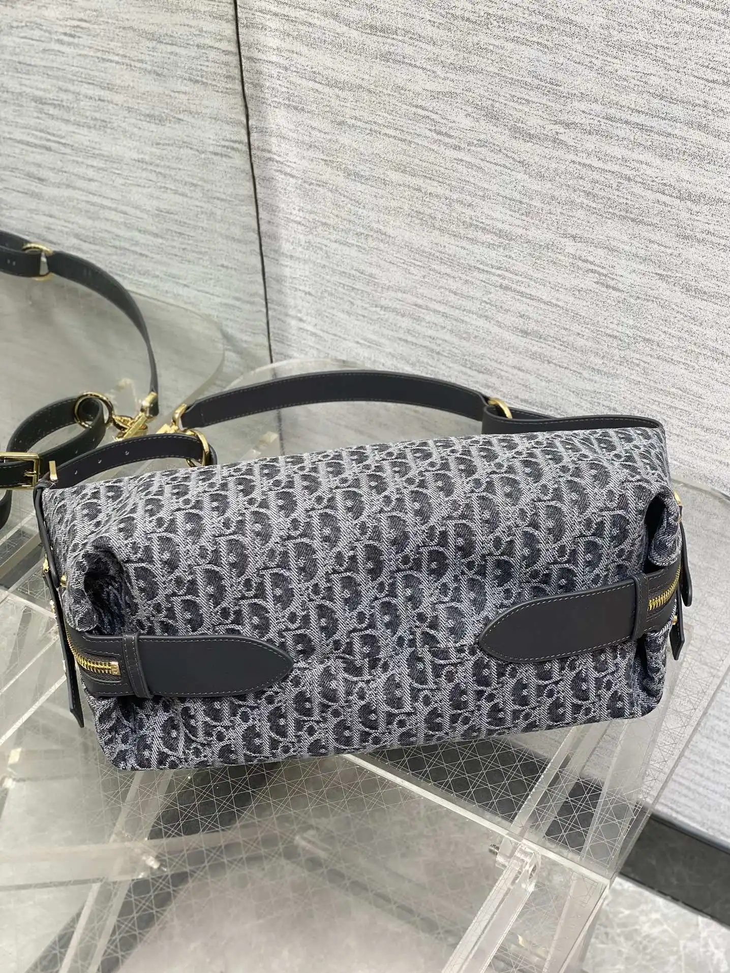 迪奥Journey系列中号深灰牛仔布 hobo包 - 细节图 7