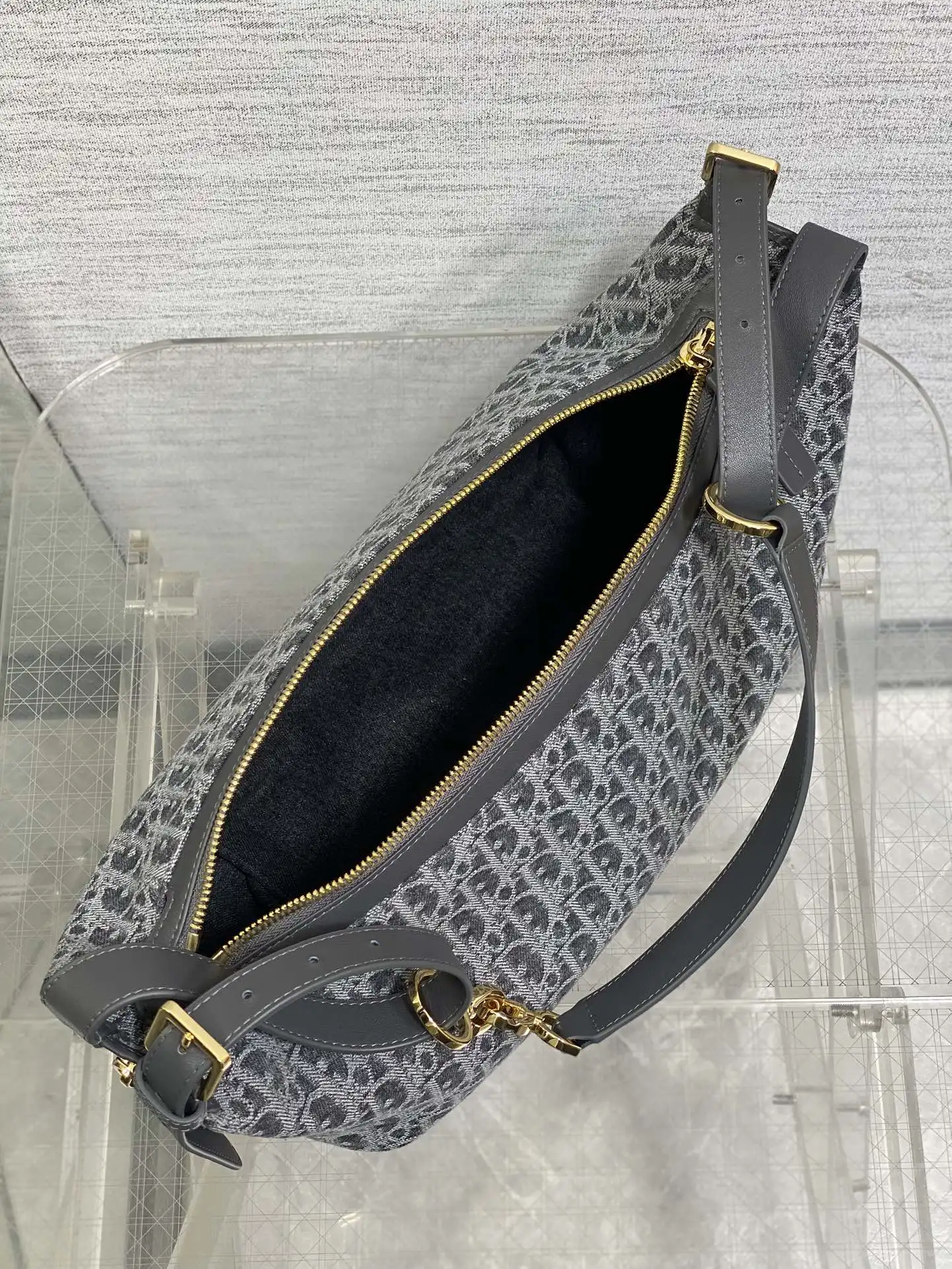迪奥Journey系列中号深灰牛仔布 hobo包 - 细节图 8