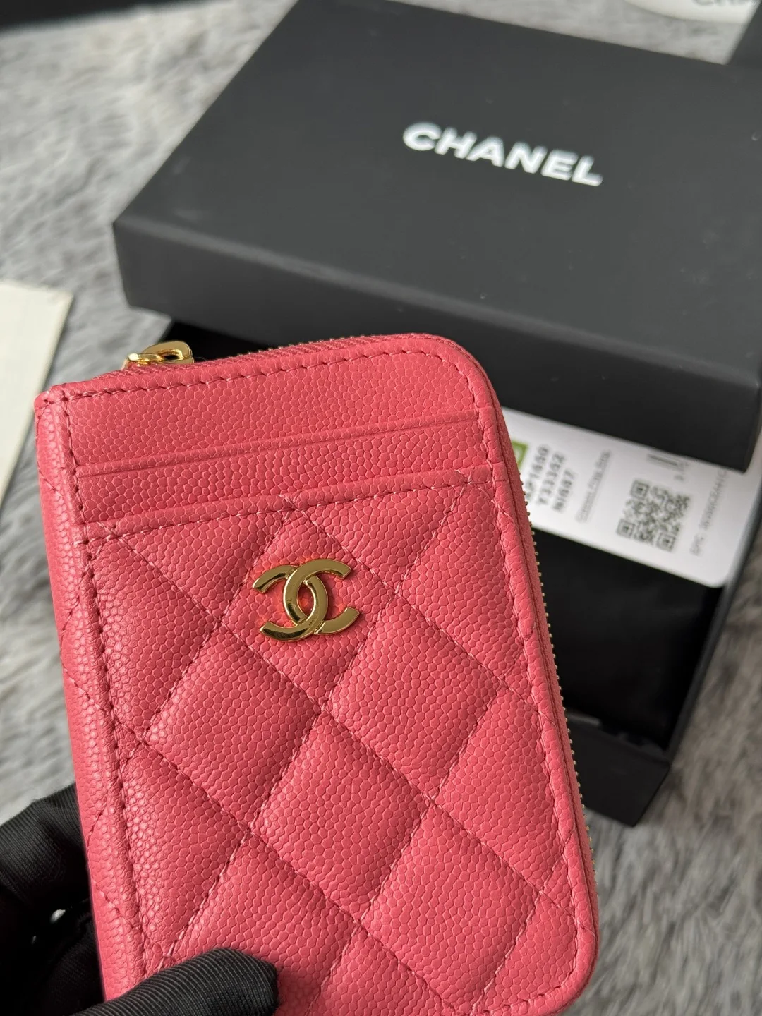 Chanel AP1650 Small Zip Pouch Laka Pouch - Detail view 6