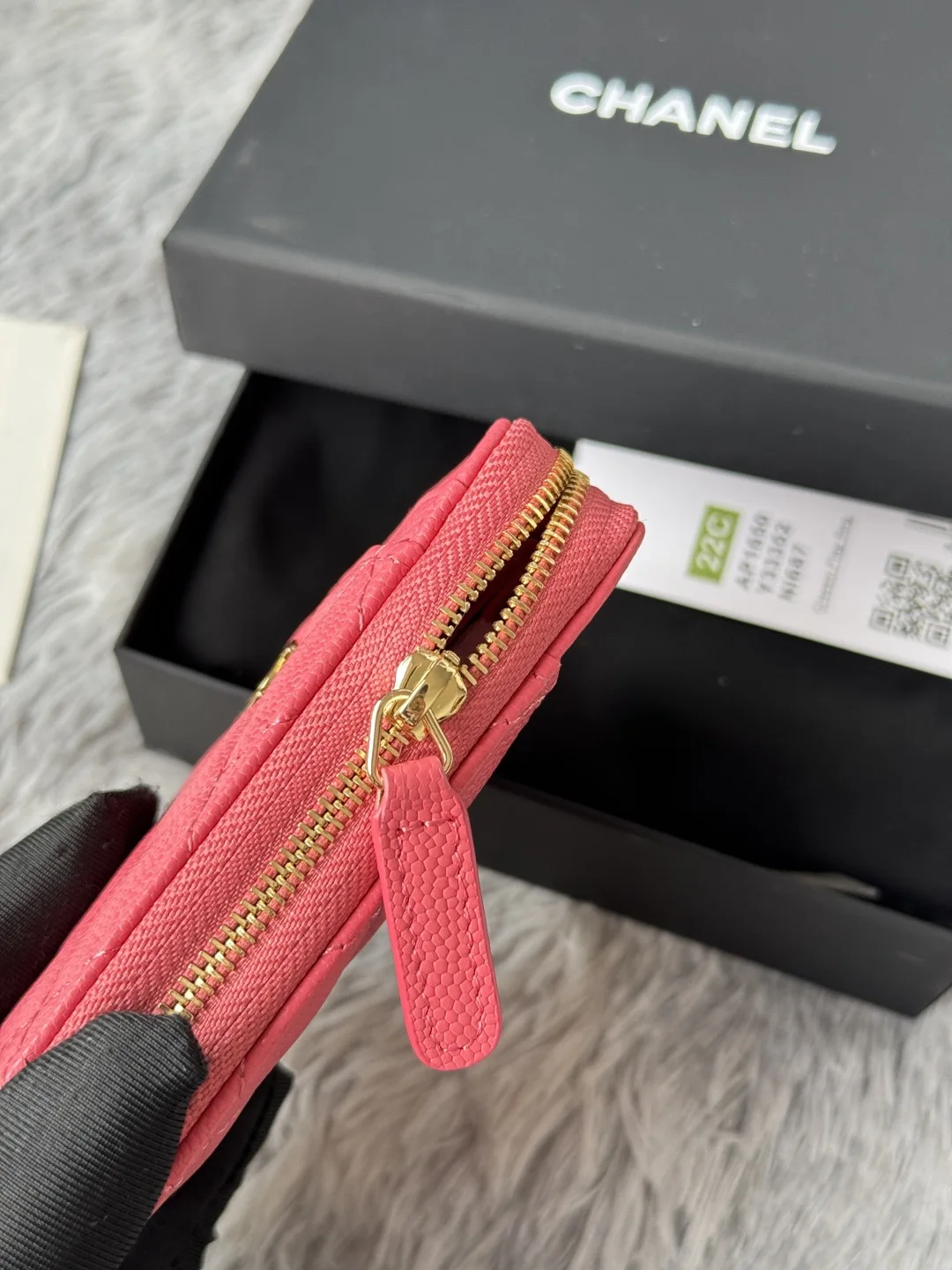 Chanel AP1650 Small Zip Pouch Laka Pouch - Detail view 7