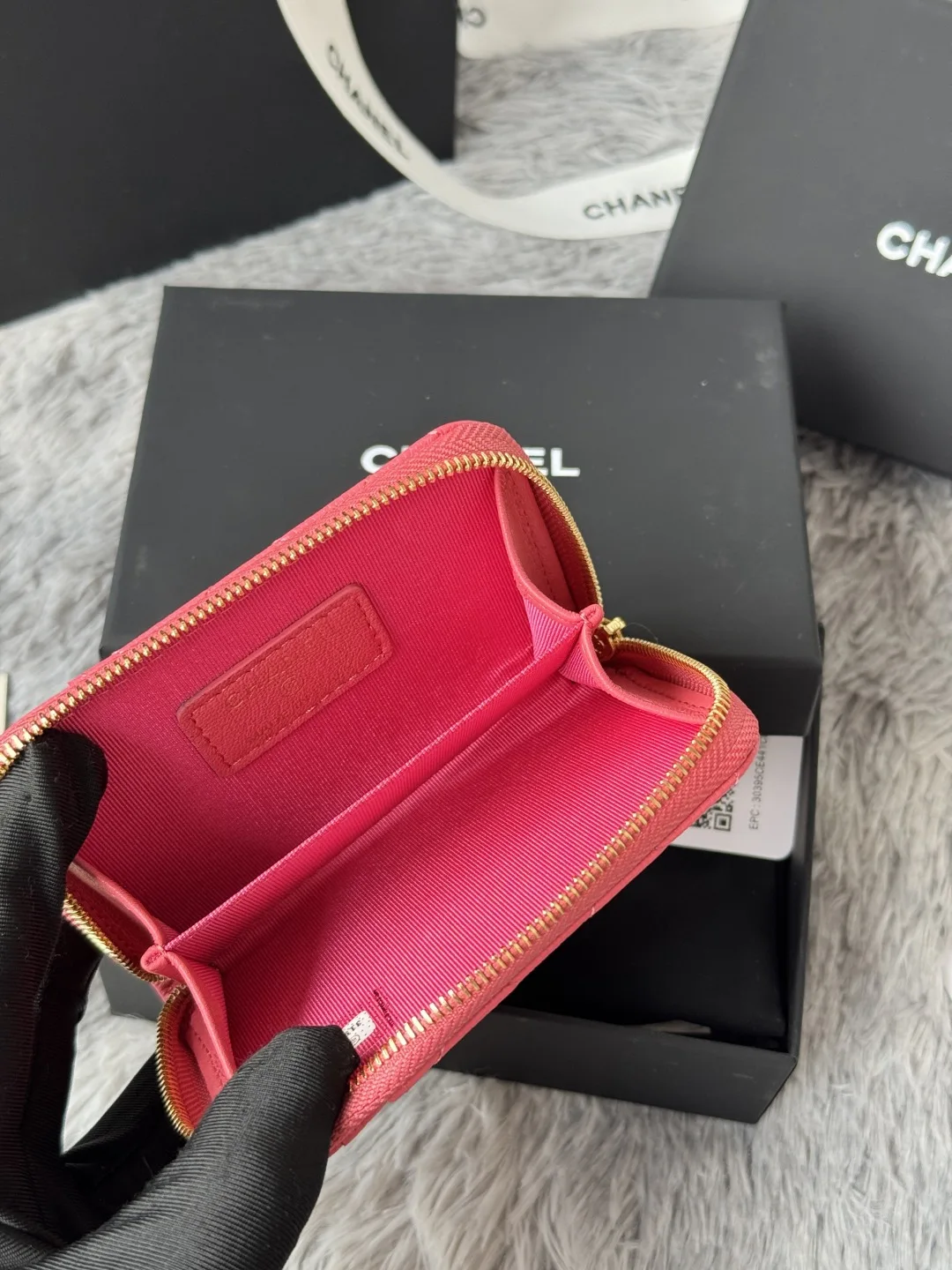 Chanel AP1650 Small Zip Pouch Laka Pouch - Detail view 8