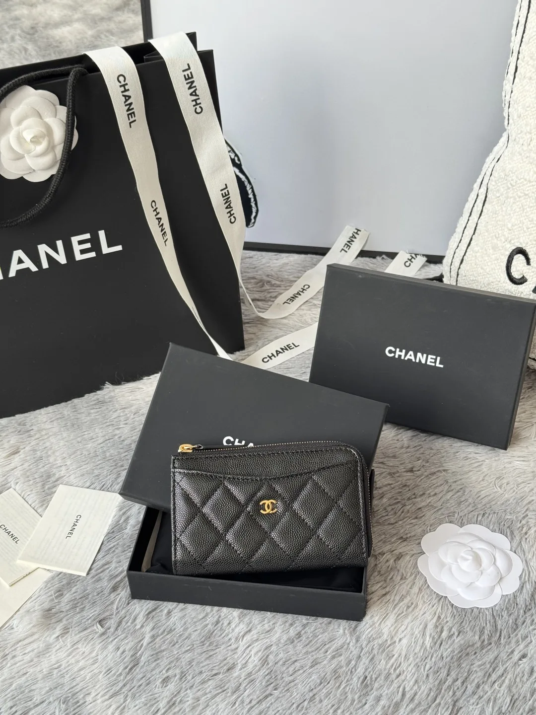Chanel A3179 2024 7-shaped single pull card holder - Detail view 1