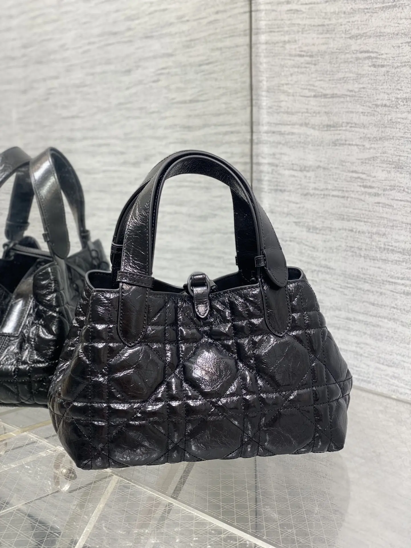 Dior Toujours Small Handbag in Black Oil Waxed Leather - Detail view 5