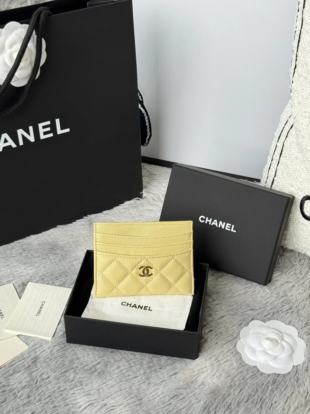 Chanel AP4472 2025 calfskin card holder