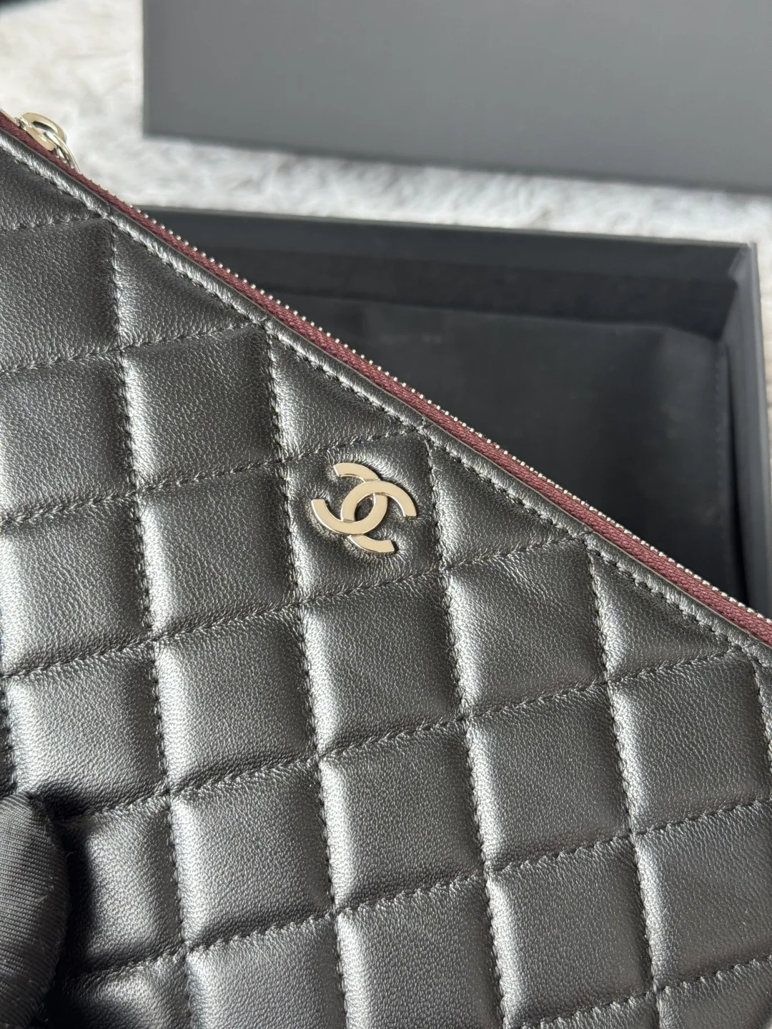 Chanel AP1071 New Style Ball Pattern Diamond Zero Package Handheld Clutch Bag - Detail view 6