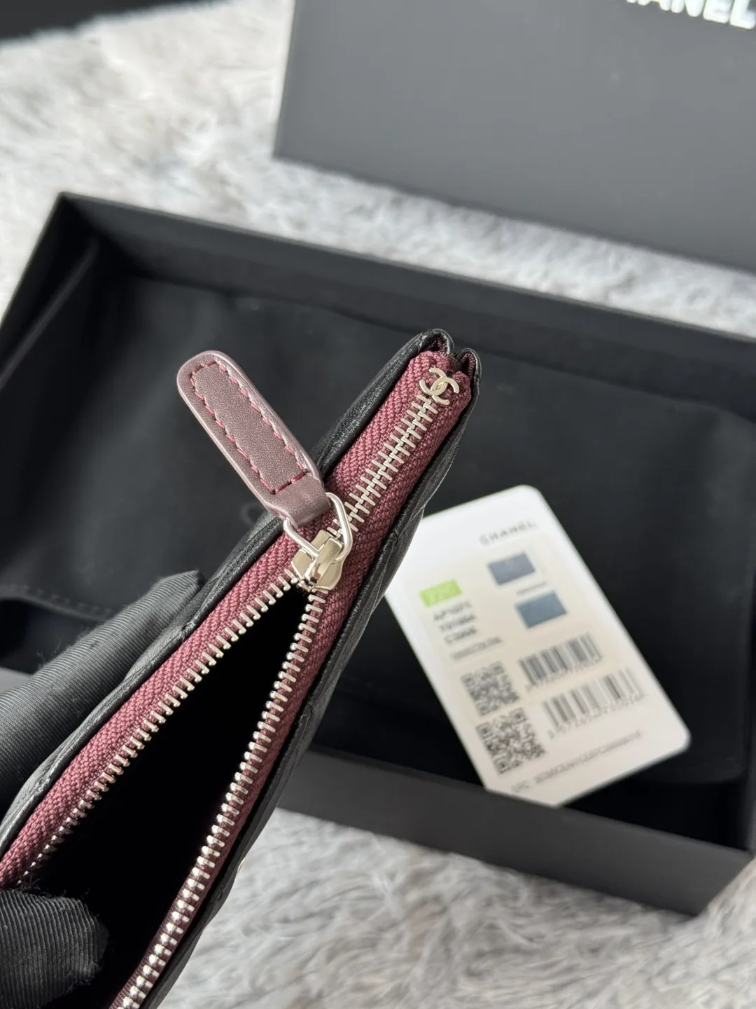 Chanel AP1071 New Style Ball Pattern Diamond Zero Package Handheld Clutch Bag - Detail view 7