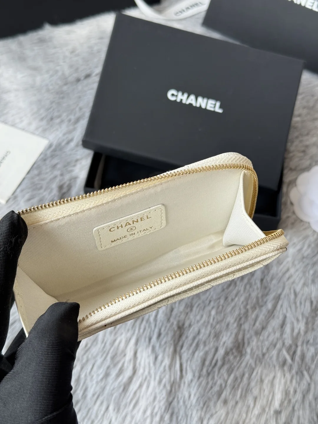 Chanel A3179 2024 7-shaped single pull card holder - Detail view 8
