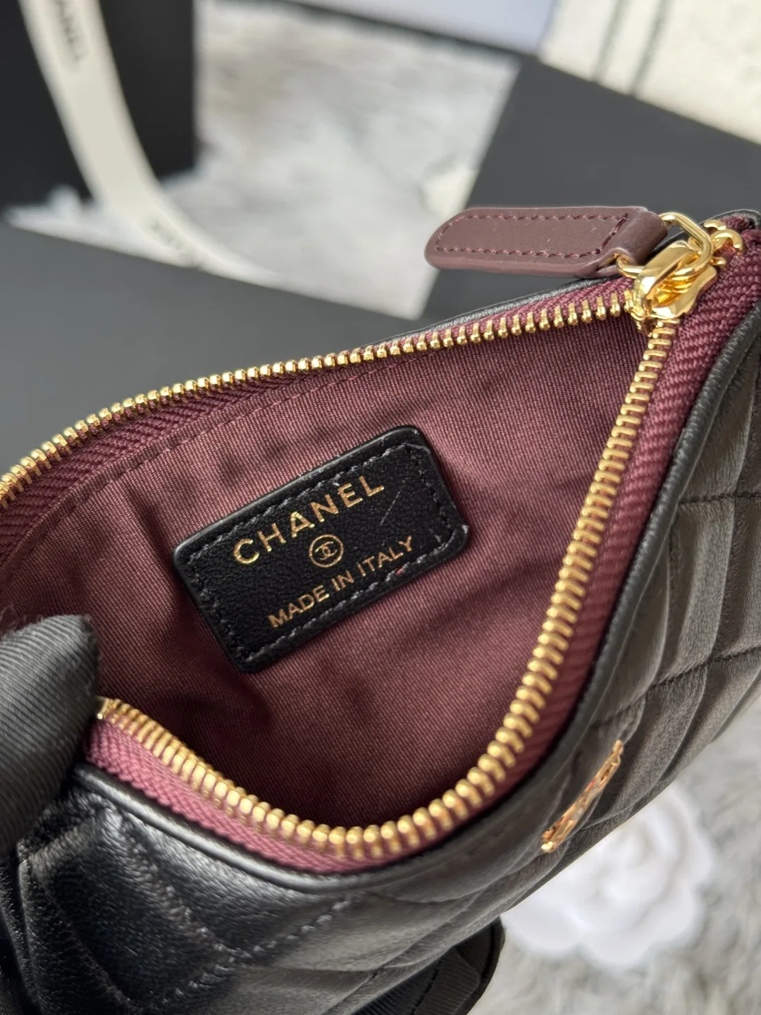 Chanel A82365 Coin Purse - Detail view 9