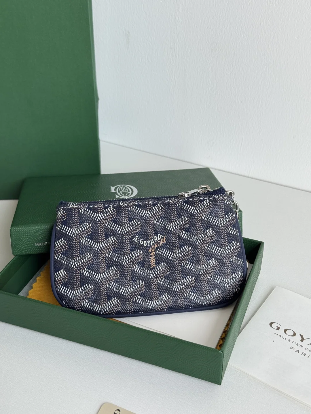 Goyard 3306 Mini Senate Nano Key Bag Coin Purse - Detail view 3