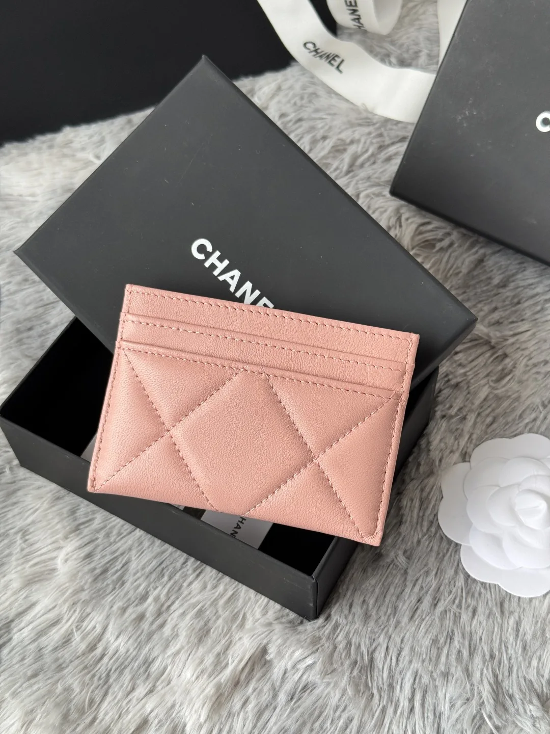 Chanel AP1167 Embroidered Argyle Cardholder - Detail view 3