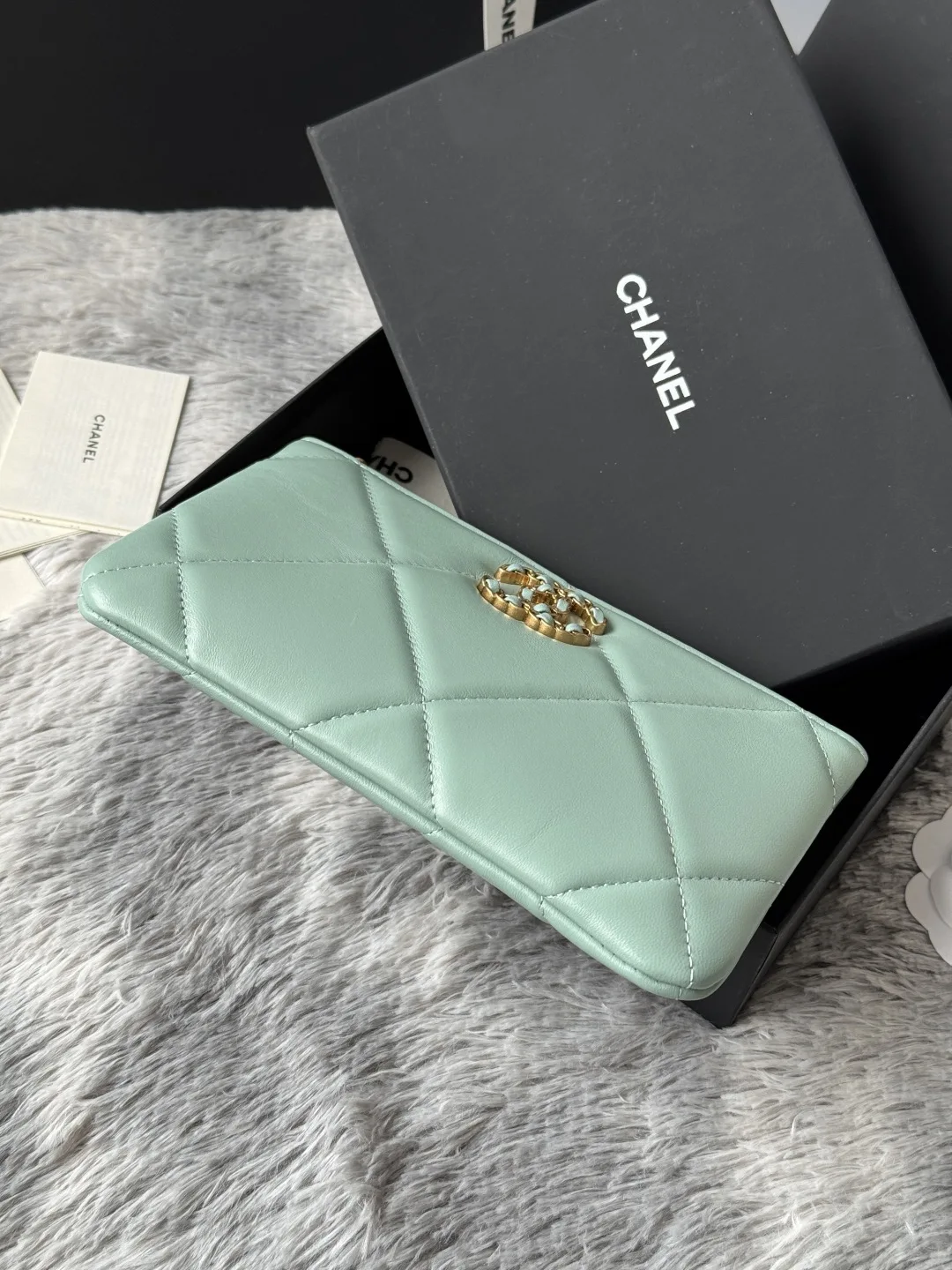 Chanel AP1790 Diamond Quilted Flap Coin Purse - Detail view 5