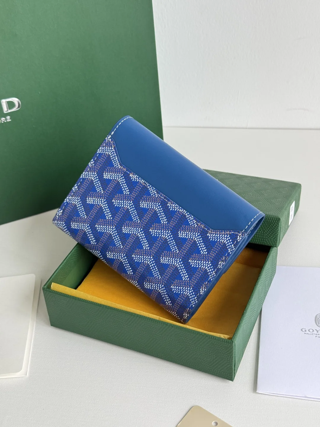 Goyard 3319 Saint-Gabriel Envelope Trifold Wallet - Detail view 3