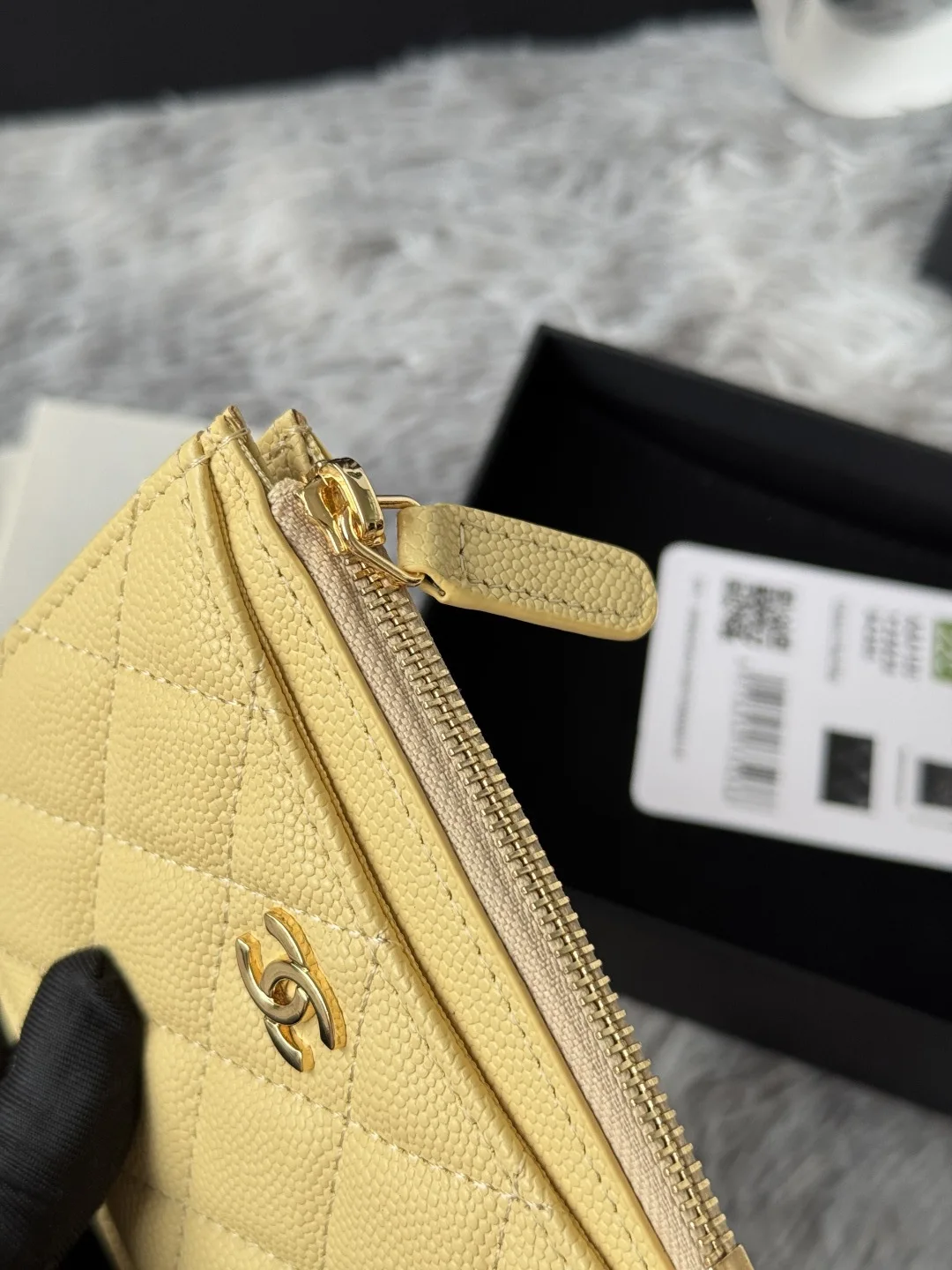Chanel A84105 Single Card Holder - Detail view 8