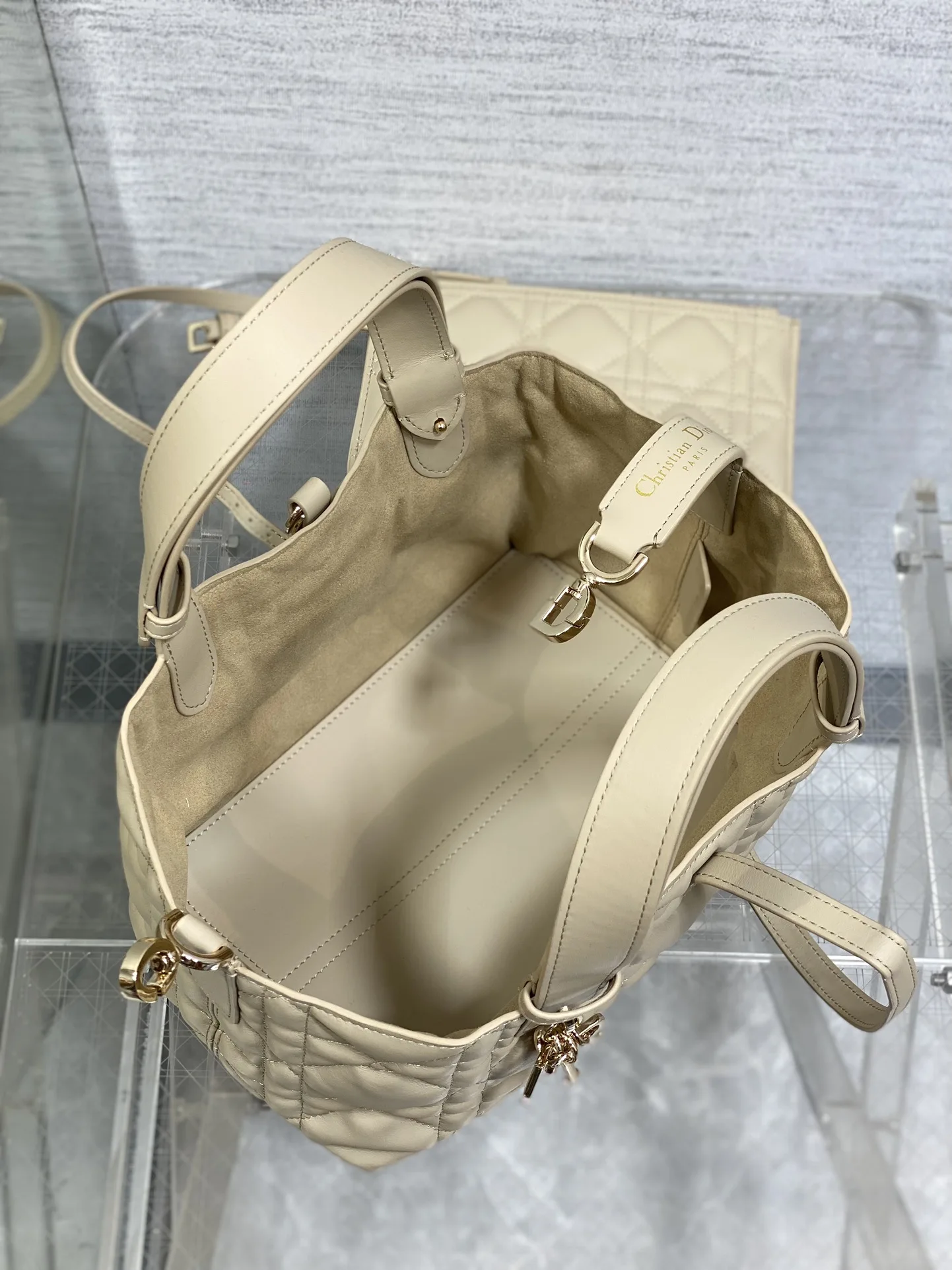 Dior Light Apricot Toujours Small Handbag - Detail view 8