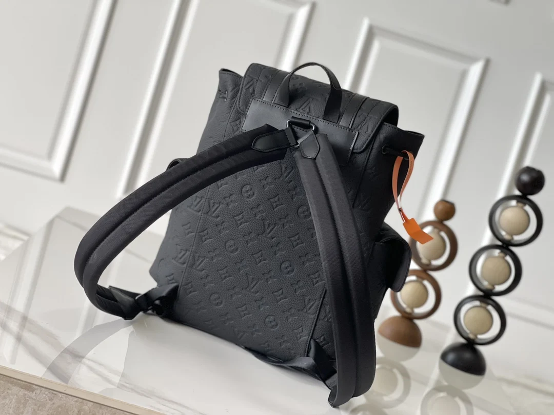 Louis Vuitton Small M20899 Christopher Backpack - Detail view 3