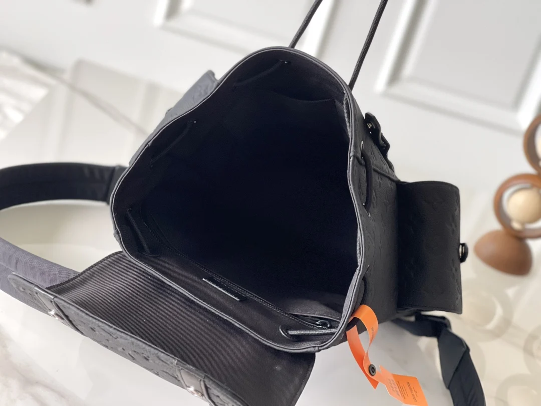 Louis Vuitton Small M20899 Christopher Backpack - Detail view 8