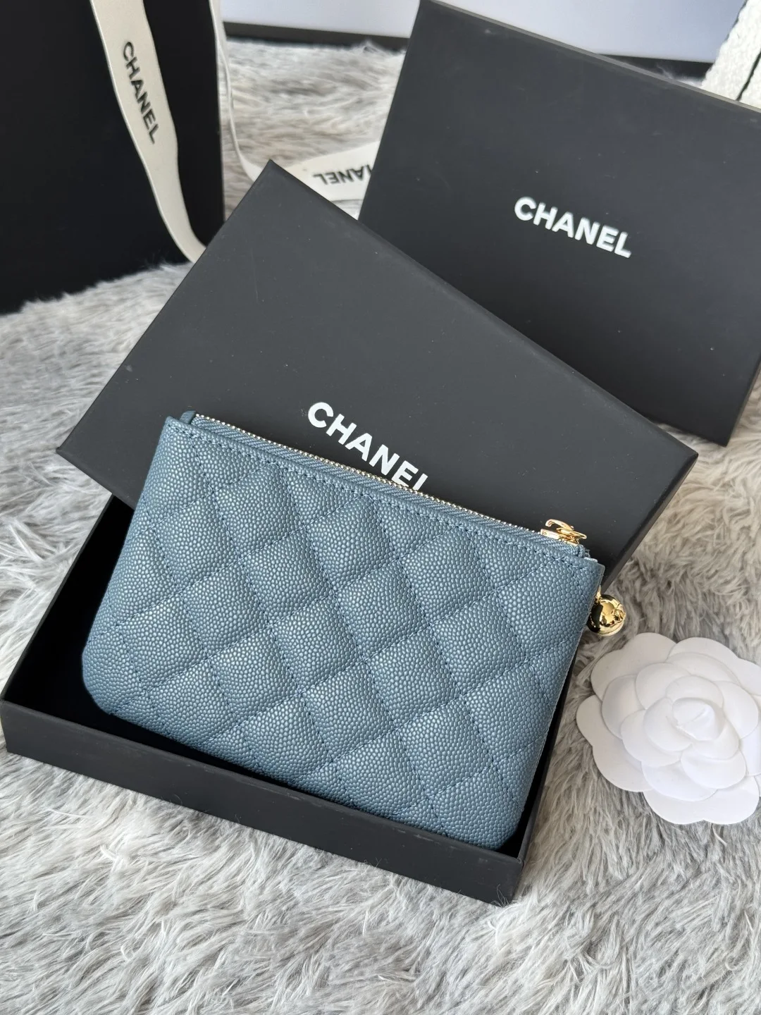 Chanel A50168 Zipped Pendant Coin Purse Card Holder - Detail view 3