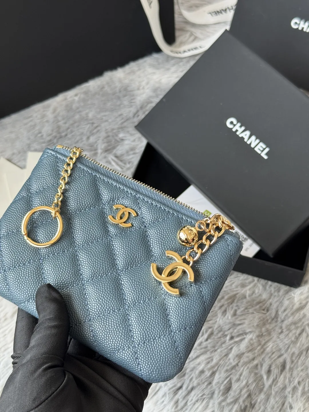 Chanel A50168 Zipped Pendant Coin Purse Card Holder - Detail view 9