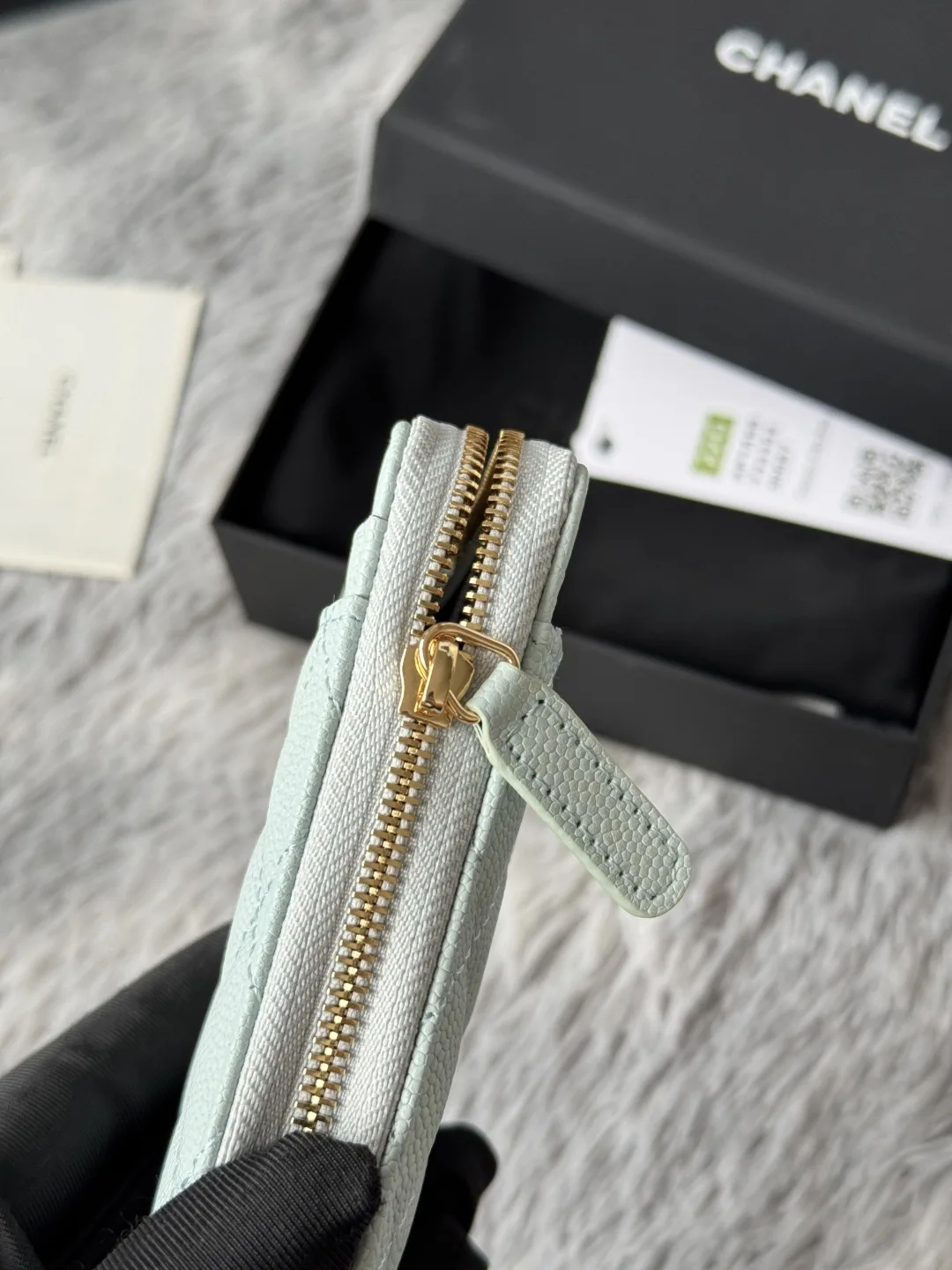 Chanel AP1650 Small Zip Pouch Laka Pouch - Detail view 7