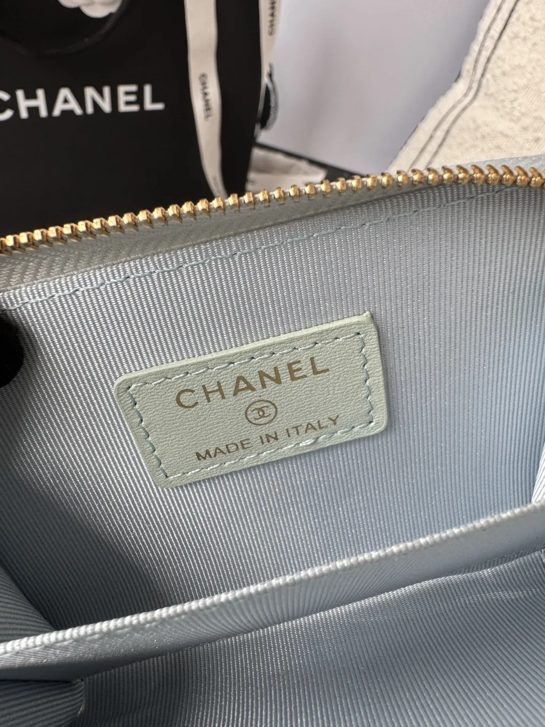 Chanel AP1650 Small Zip Pouch Laka Pouch - Detail view 9