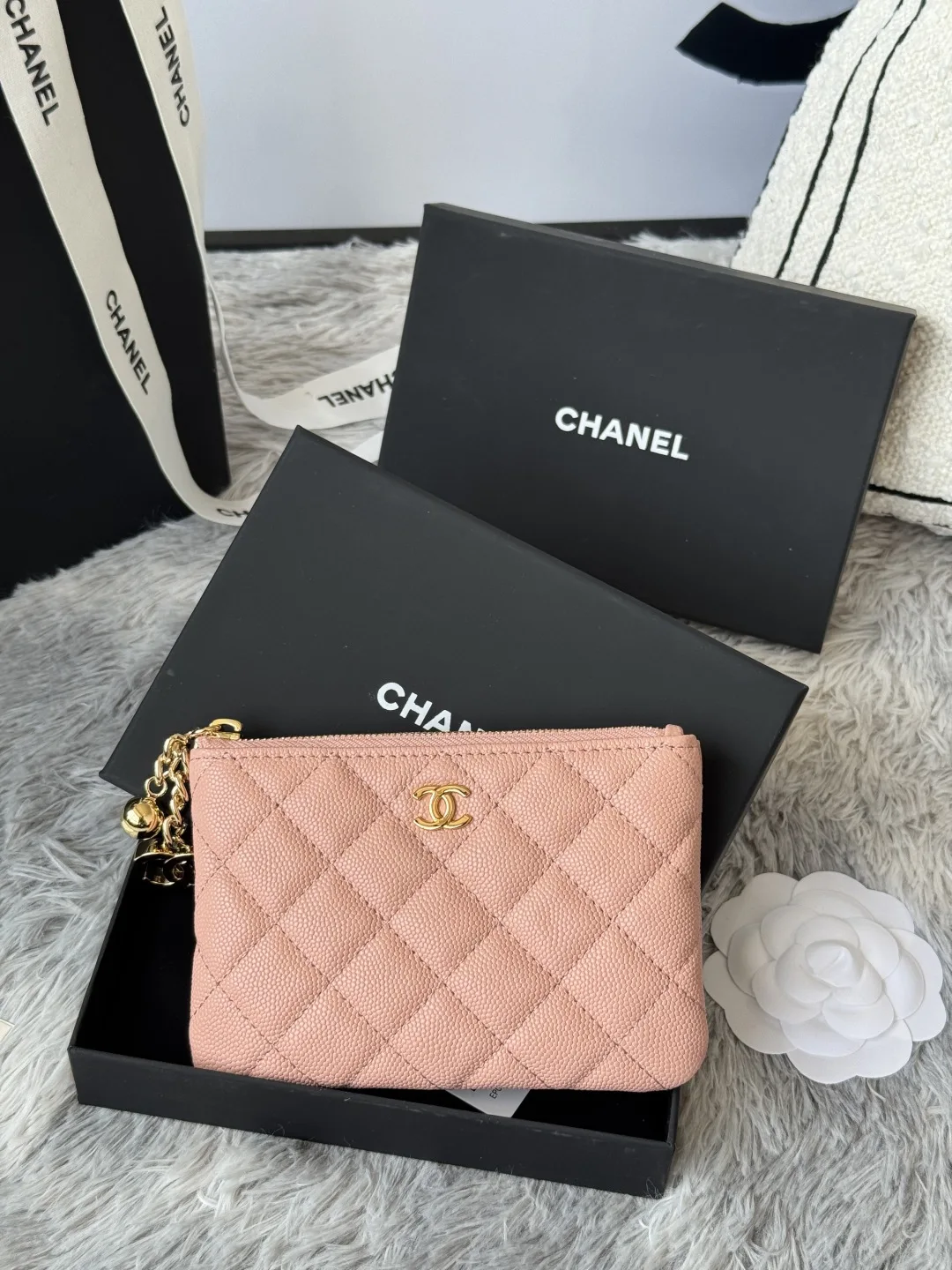 Chanel A50168 Zipped Pendant Coin Purse Card Holder - Detail view 2