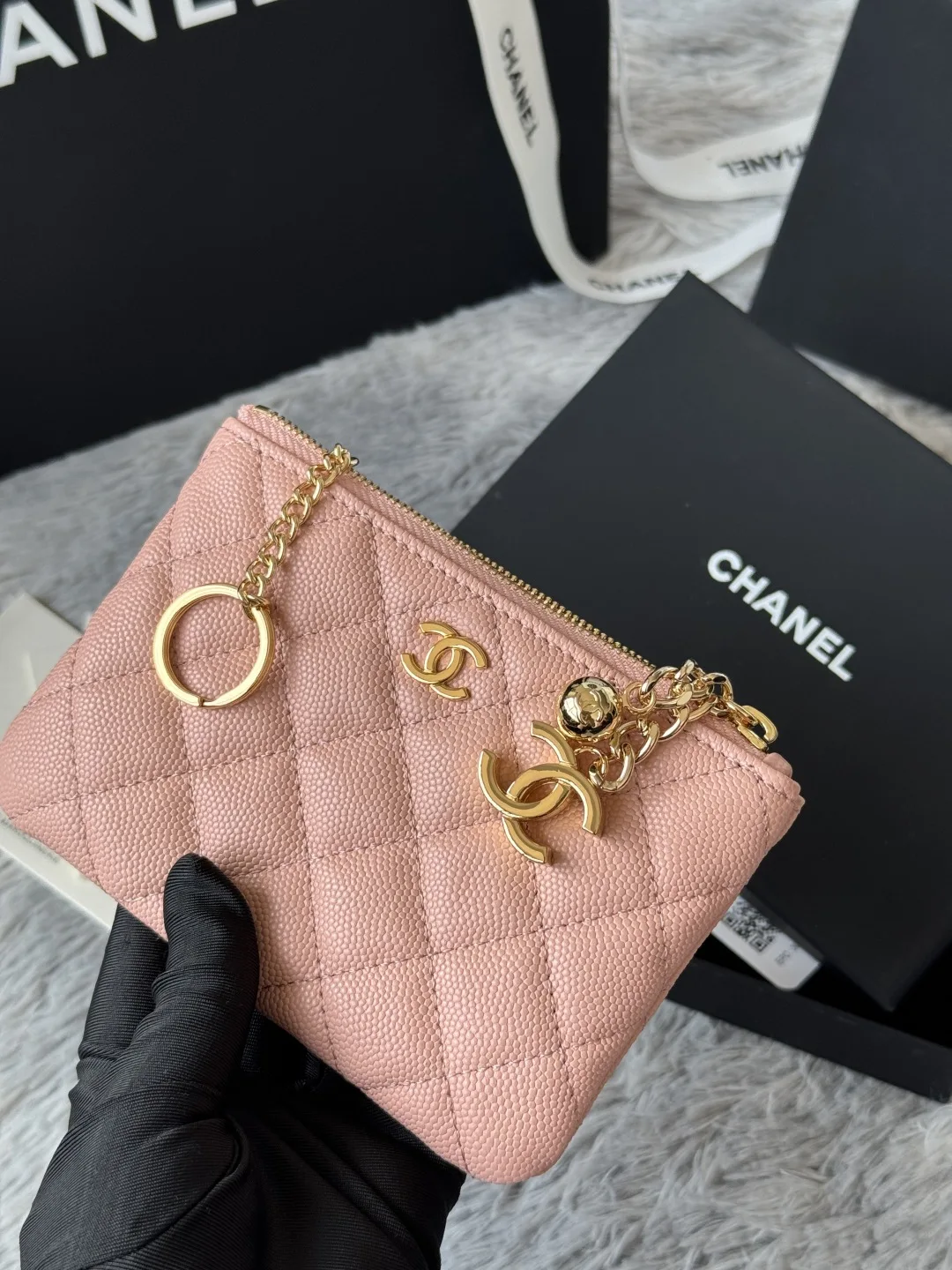 Chanel A50168 Zipped Pendant Coin Purse Card Holder - Detail view 8