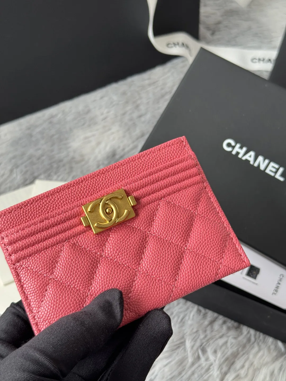 Chanel 84431 New Le Boy Cardholder - Detail view 6