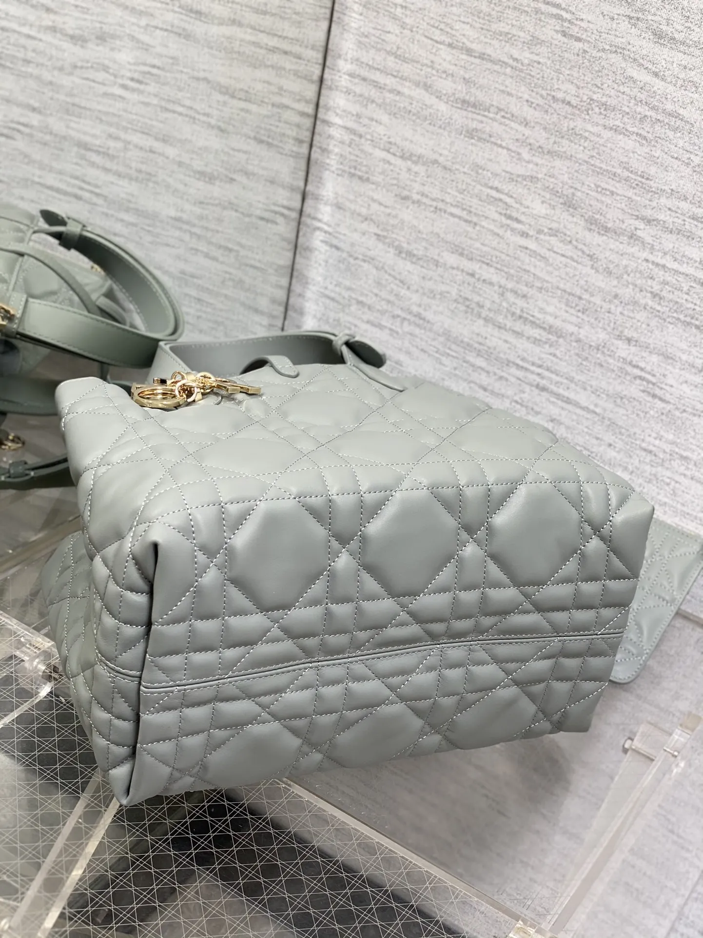 Dior Rock Grey Toujours Medium Handbag - Detail view 7