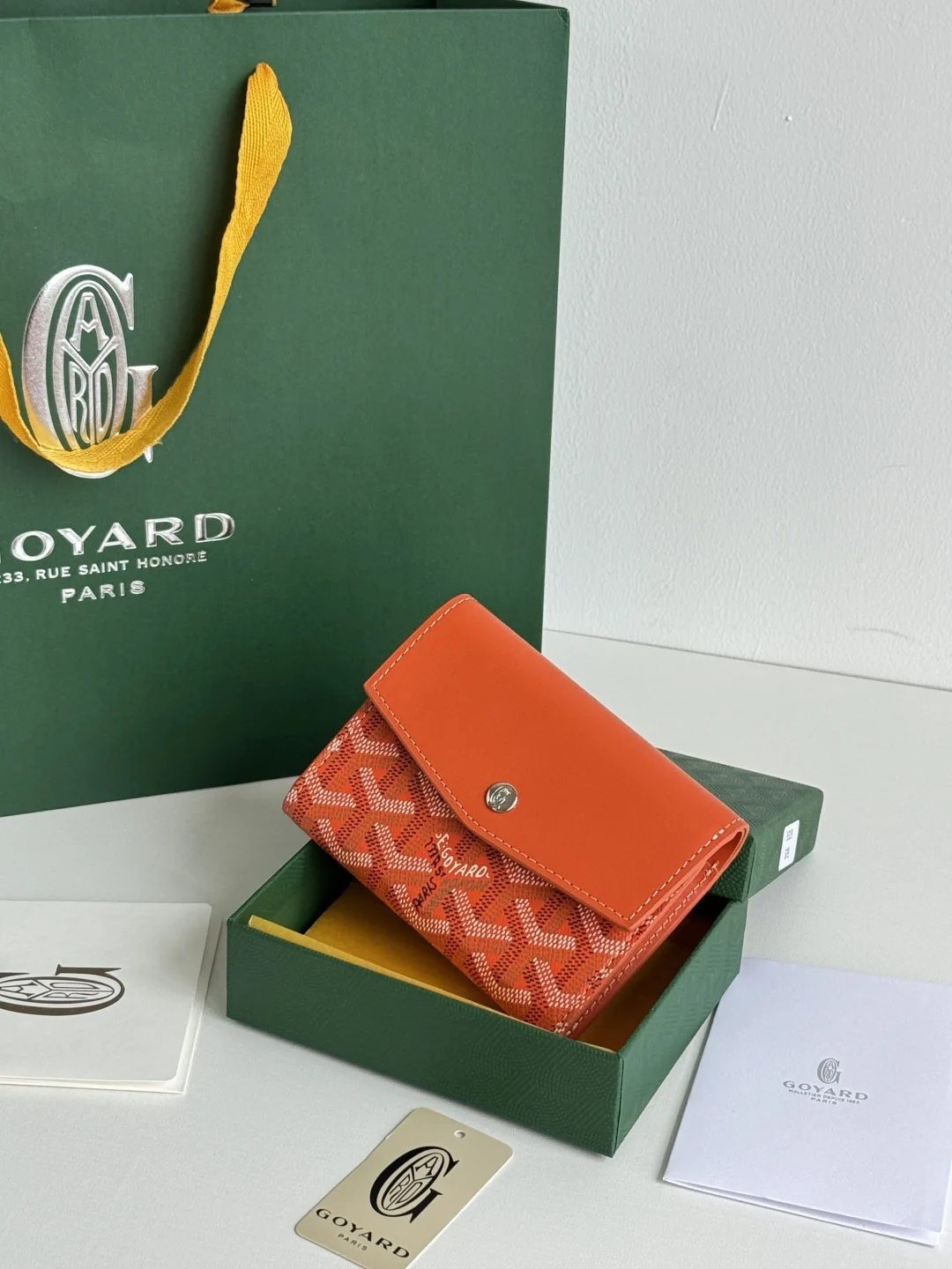 Goyard 3319 Saint-Gabriel Envelope Trifold Wallet - Detail view 1