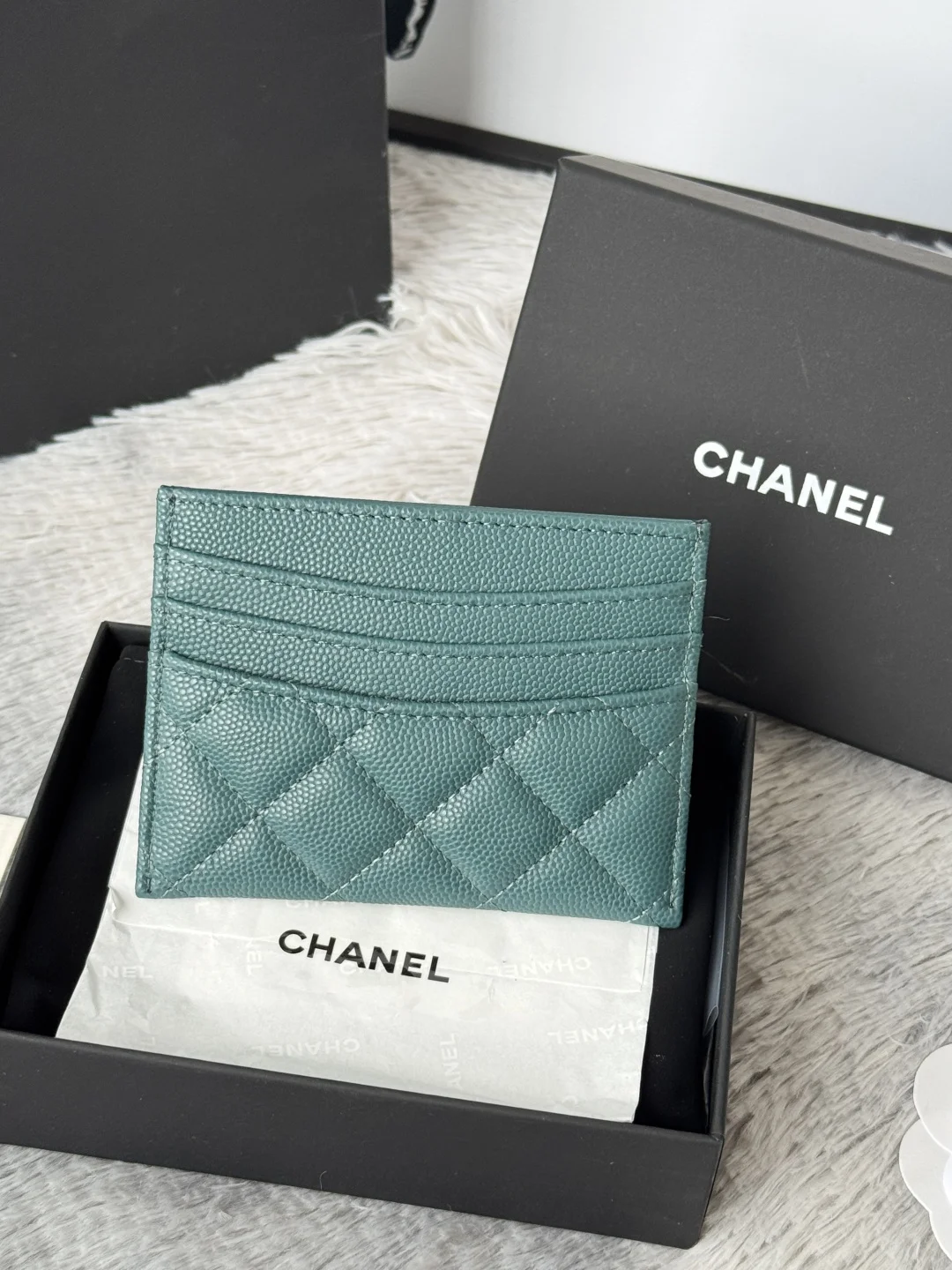 Chanel AP4472 2025 Cowhide Card Holder - Detail view 3