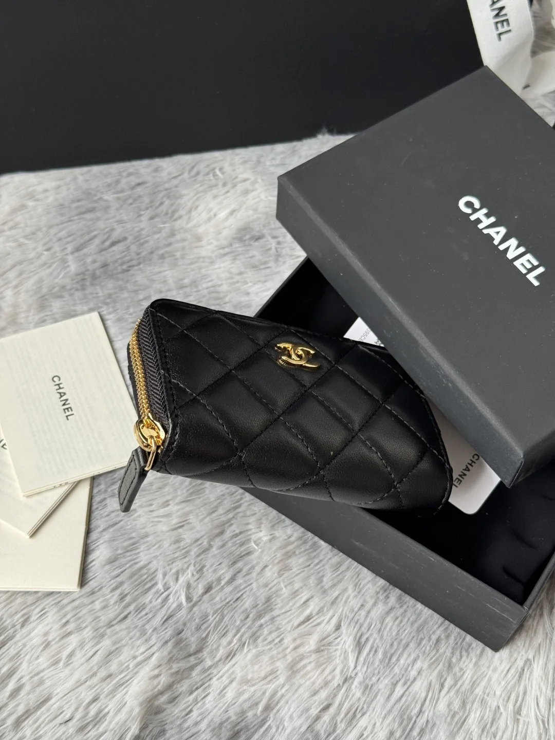 Chanel AP0216 Zipper Coin Purse - Detail view 5