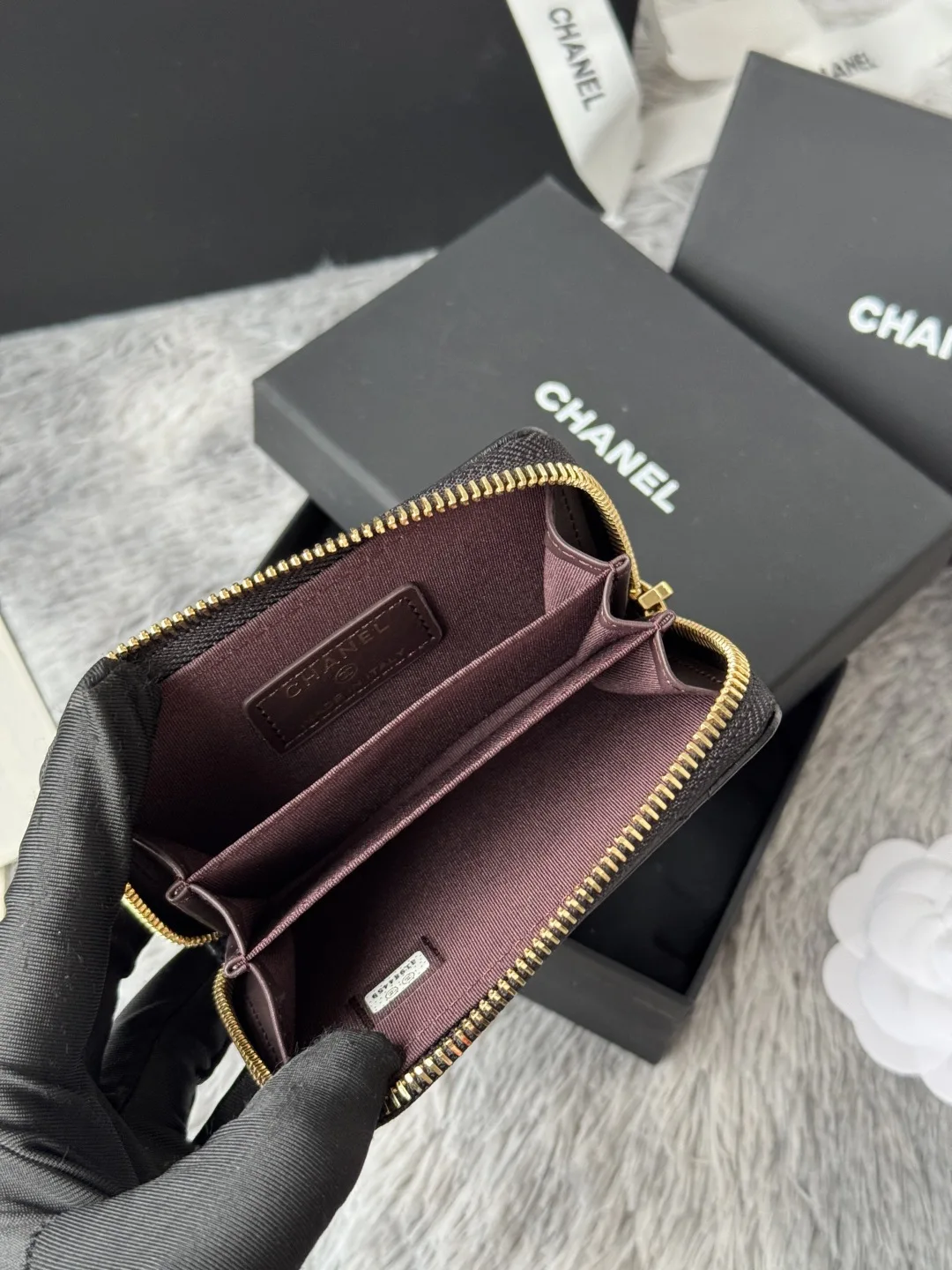 Chanel AP0216 Zipper Coin Purse - Detail view 8