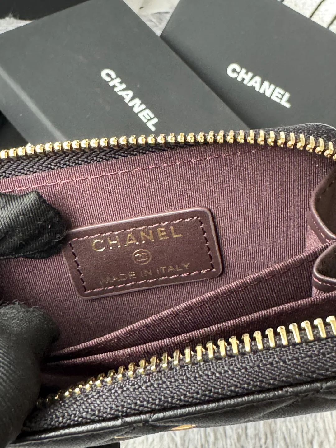 Chanel AP0216 Zipper Coin Purse - Detail view 9