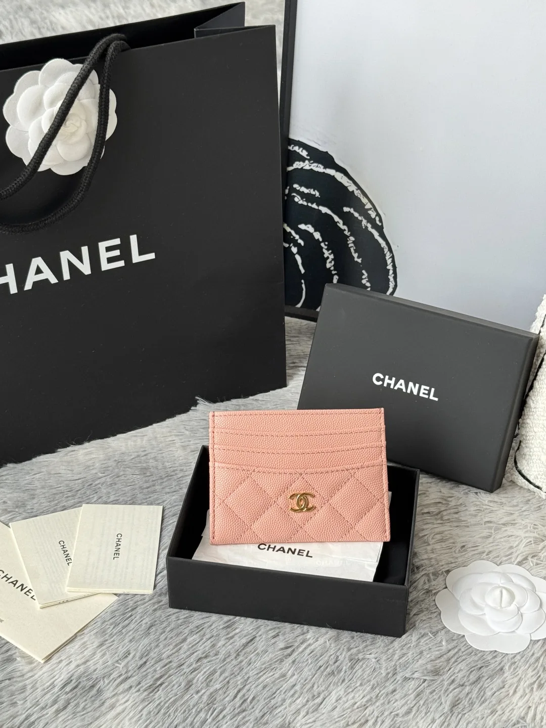 Chanel AP4472 2025 New Season Lambskin Cardholder - Detail view 1