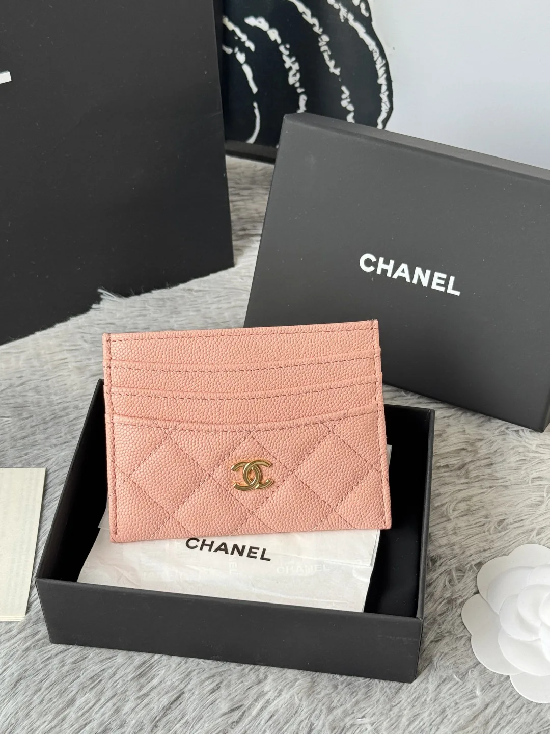 Chanel AP4472 2025 New Season Lambskin Cardholder - Detail view 2