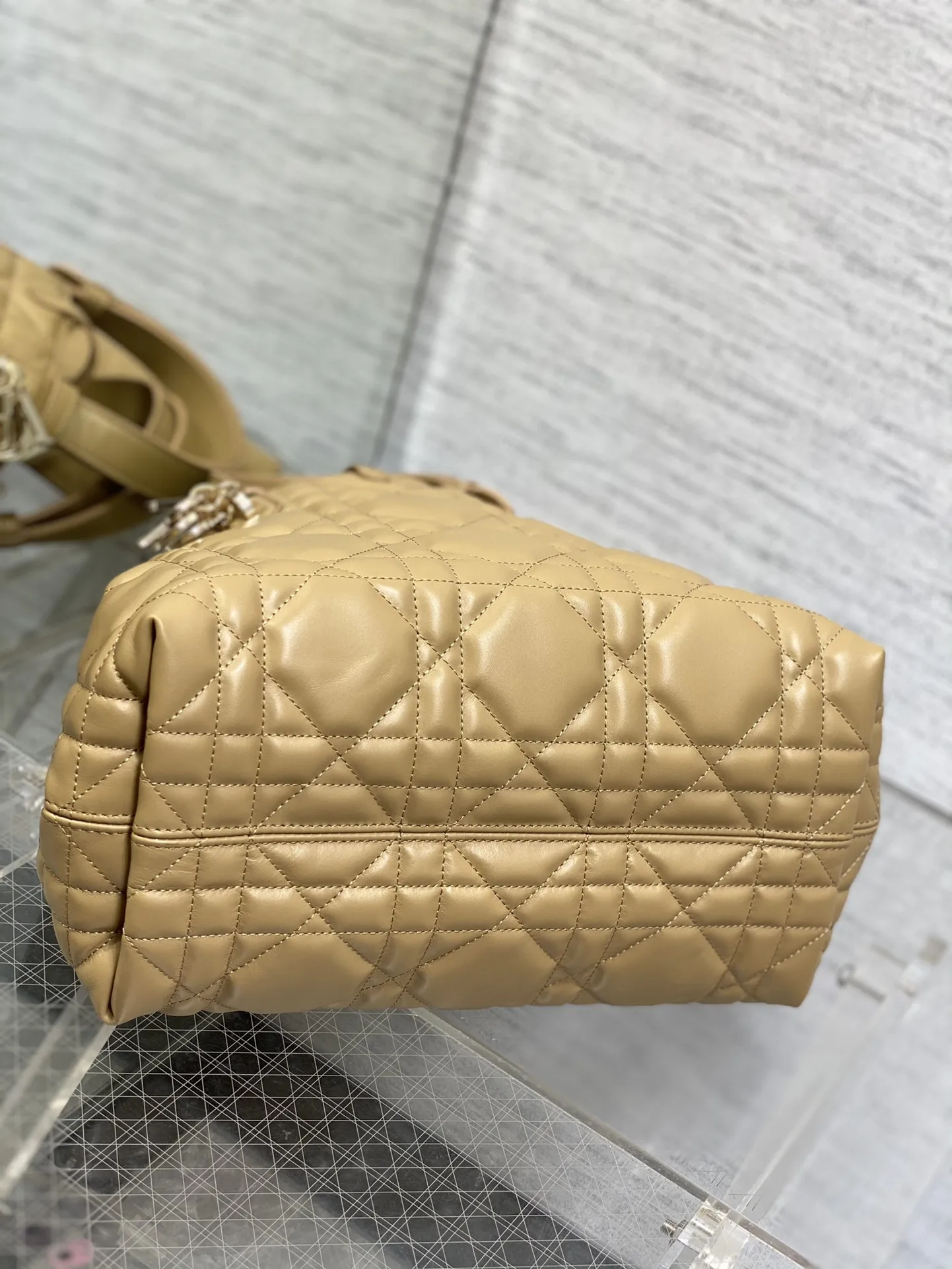 Dior Caramel Brown Toujours Medium Handbag - Detail view 7