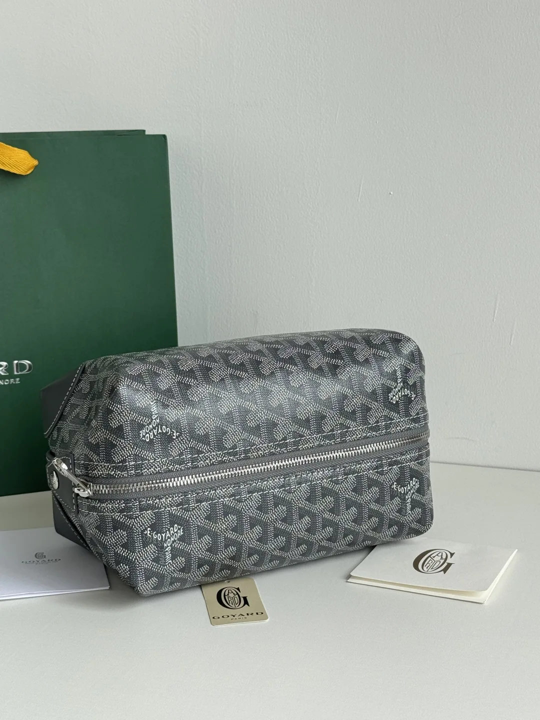 Goyard 020216 Boeing Toiletry Bag - Detail view 5